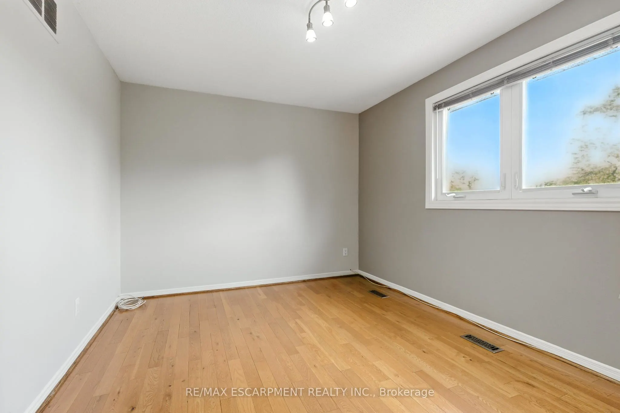 1624 Gallant Drive