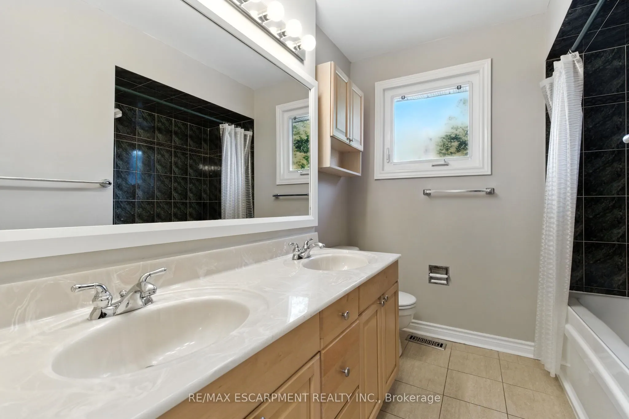 1624 Gallant Drive
