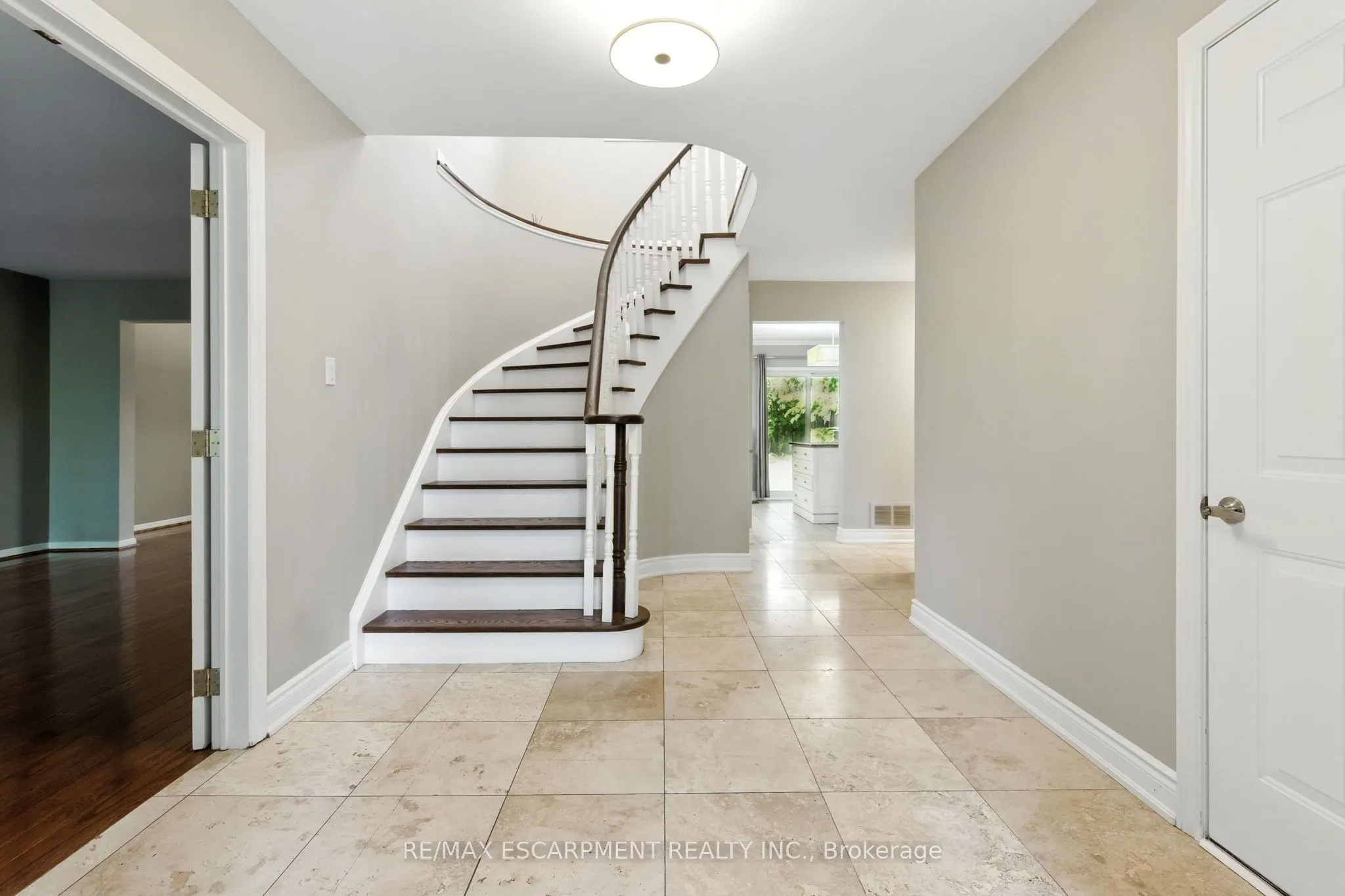 1624 Gallant Drive