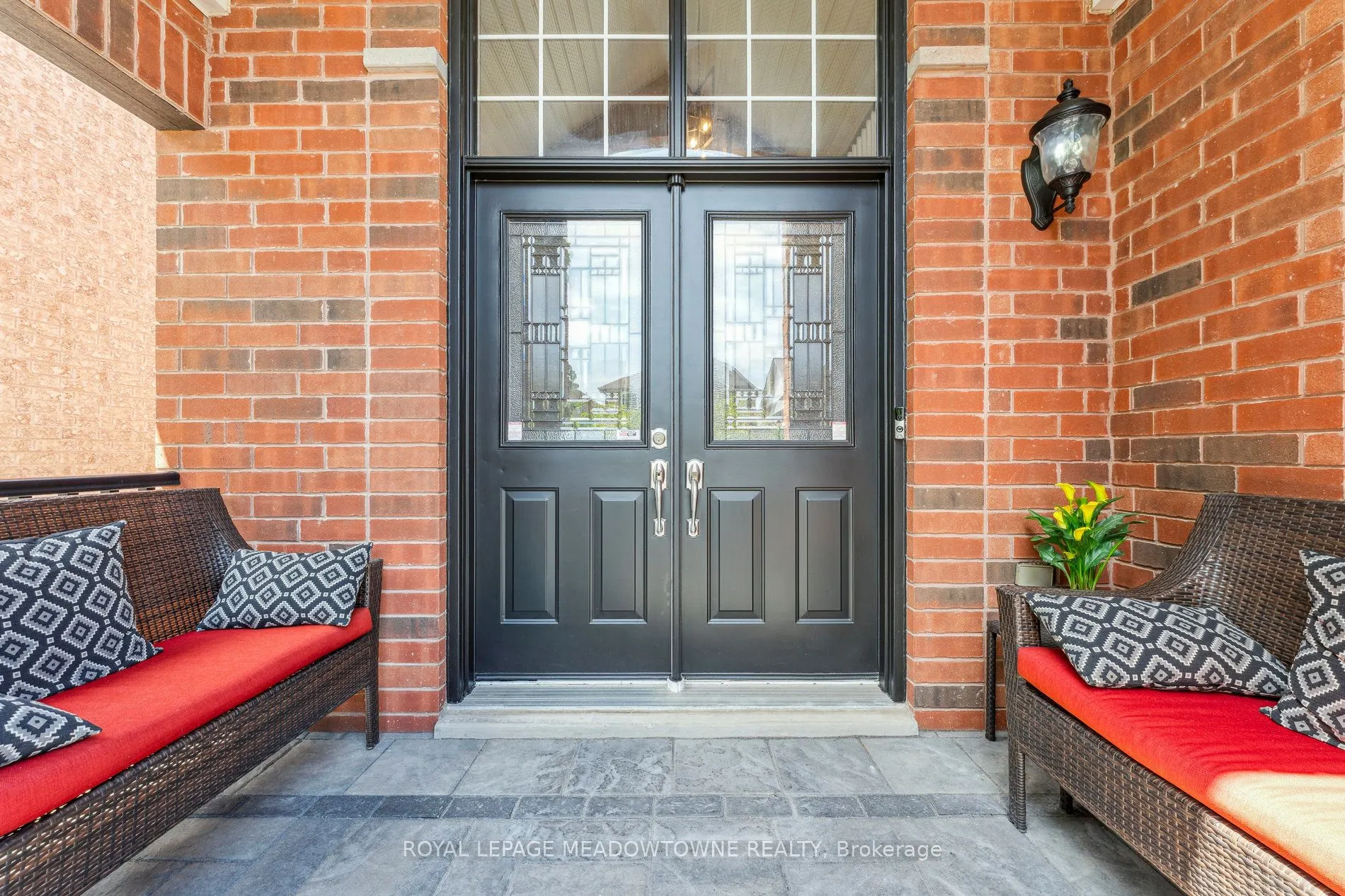 1186 Ezard Crescent