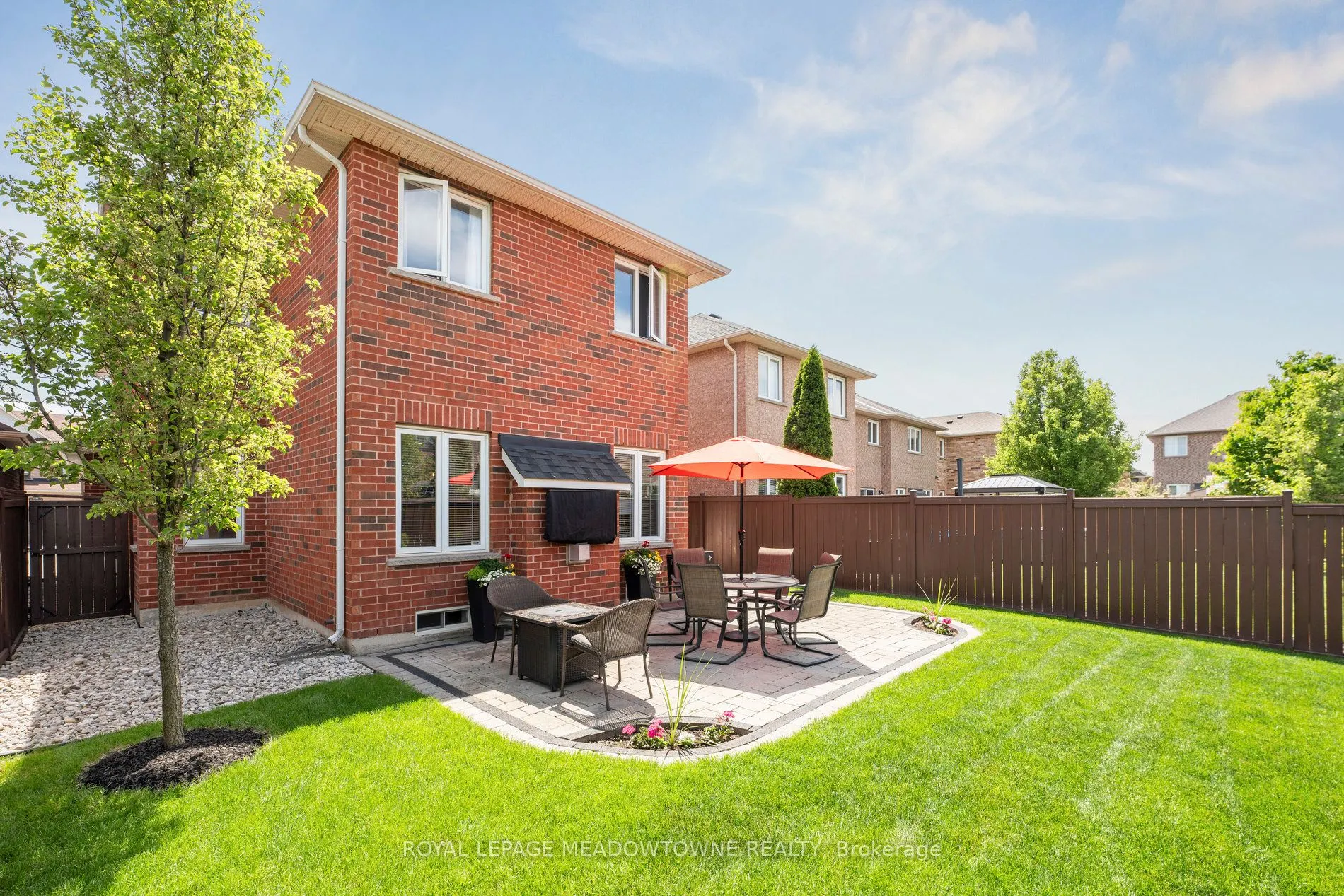 1186 Ezard Crescent