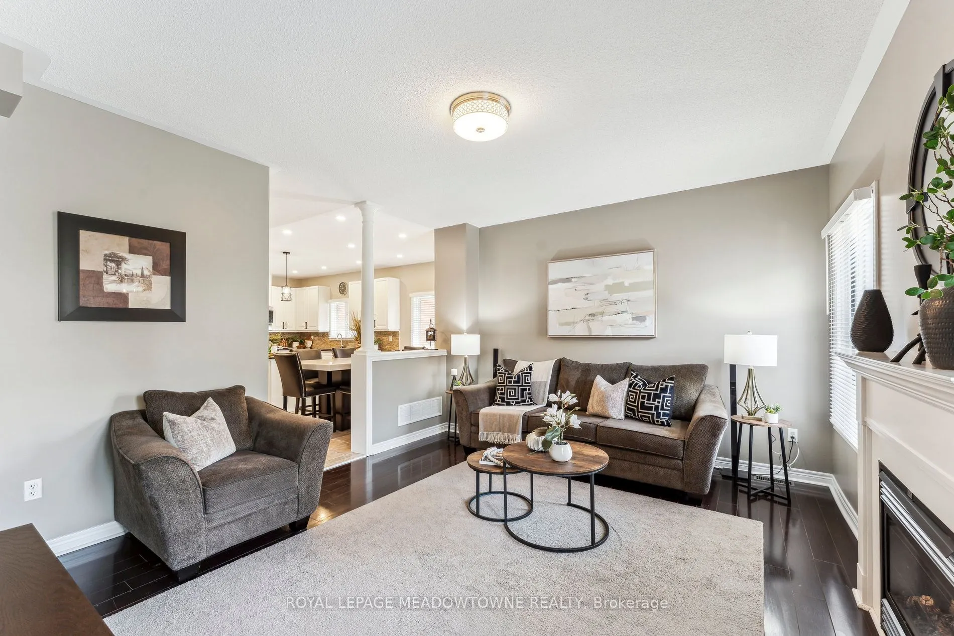 1186 Ezard Crescent