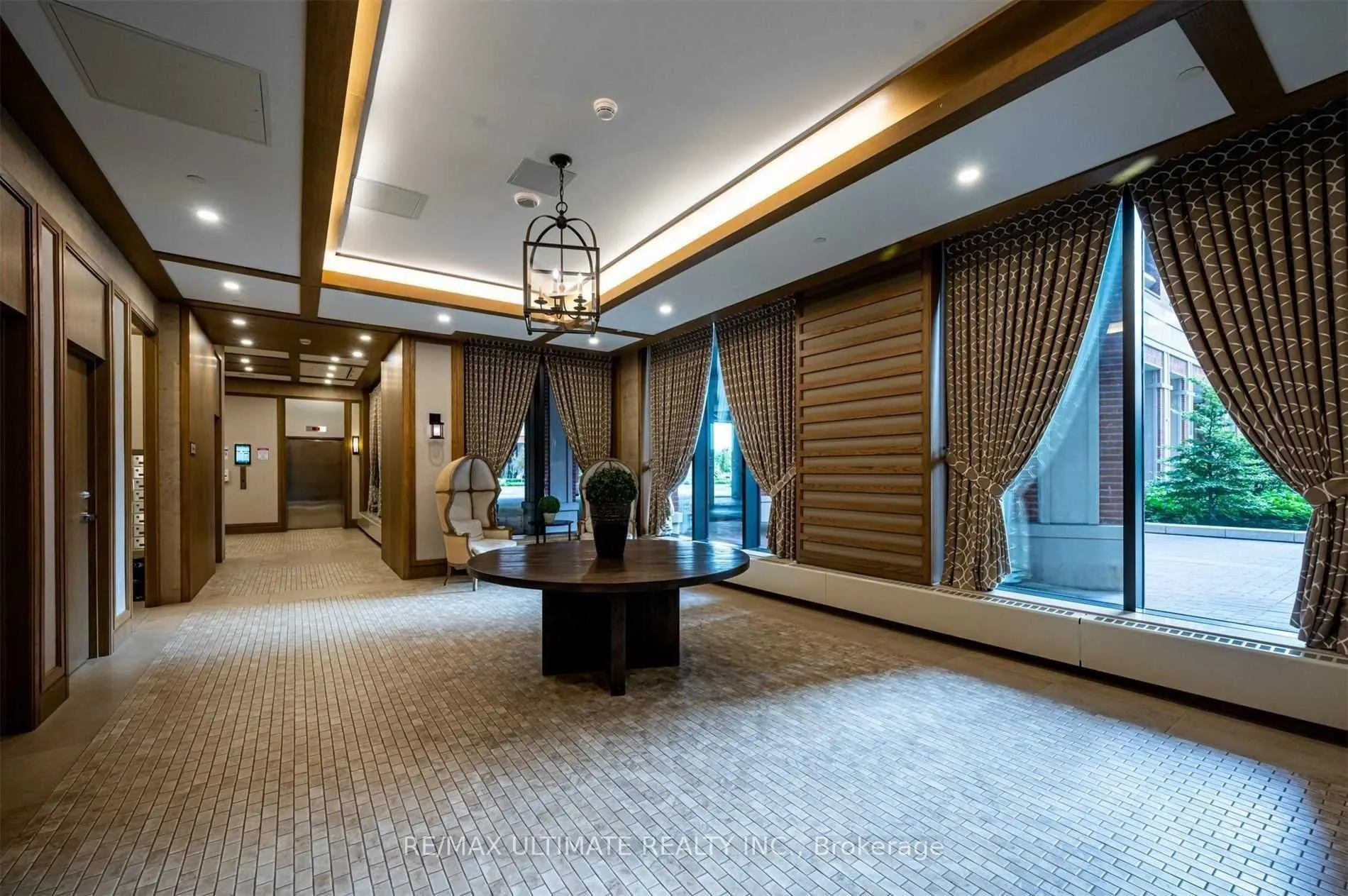 830 Lawrence Avenue W, #2411