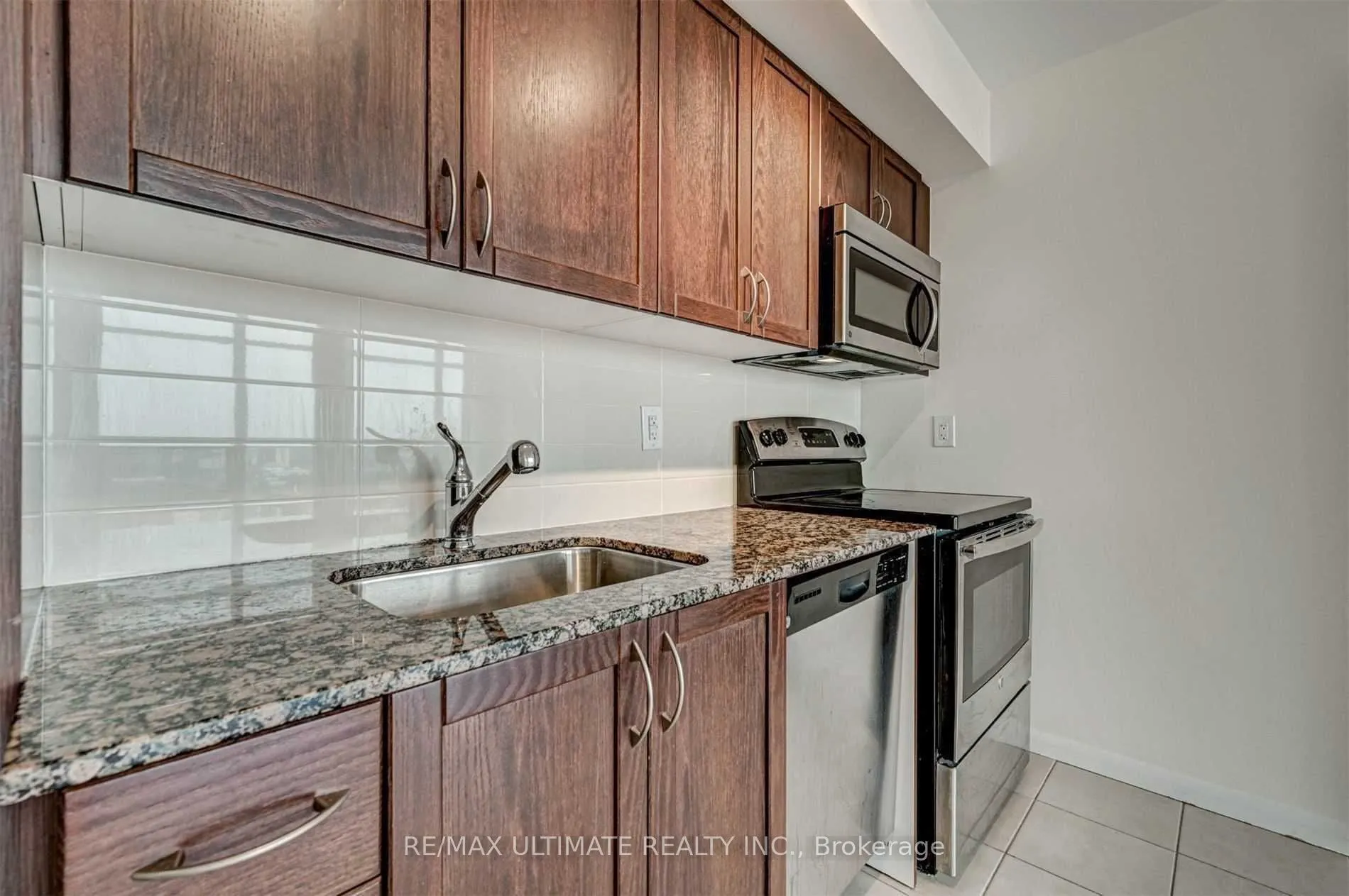 830 Lawrence Avenue W, #2411