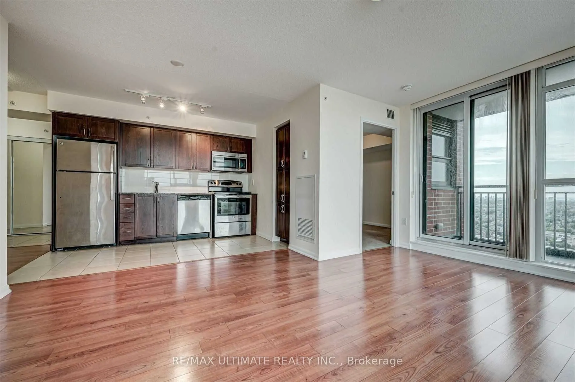 830 Lawrence Avenue W, #2411