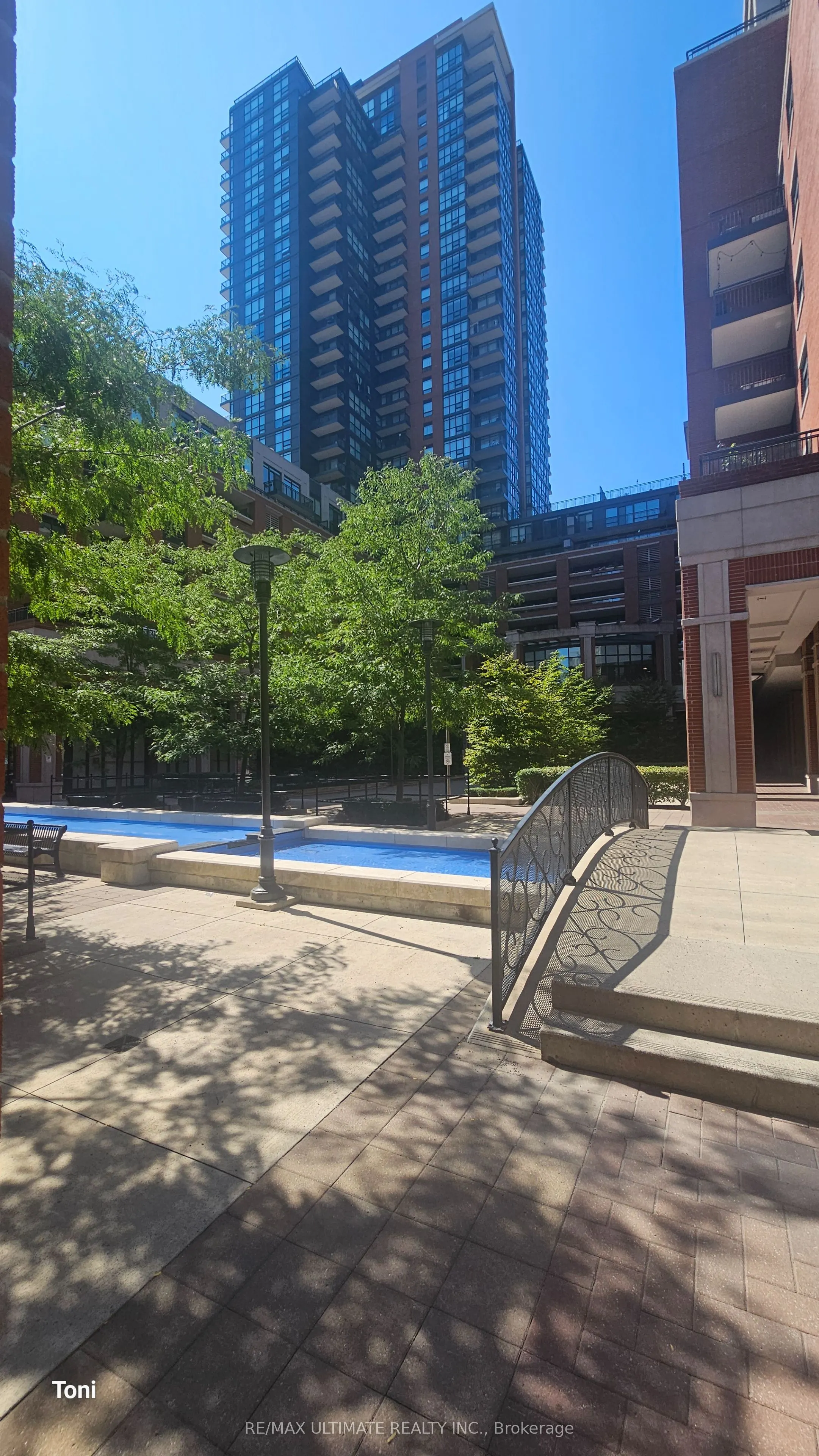 830 Lawrence Avenue W, #2411