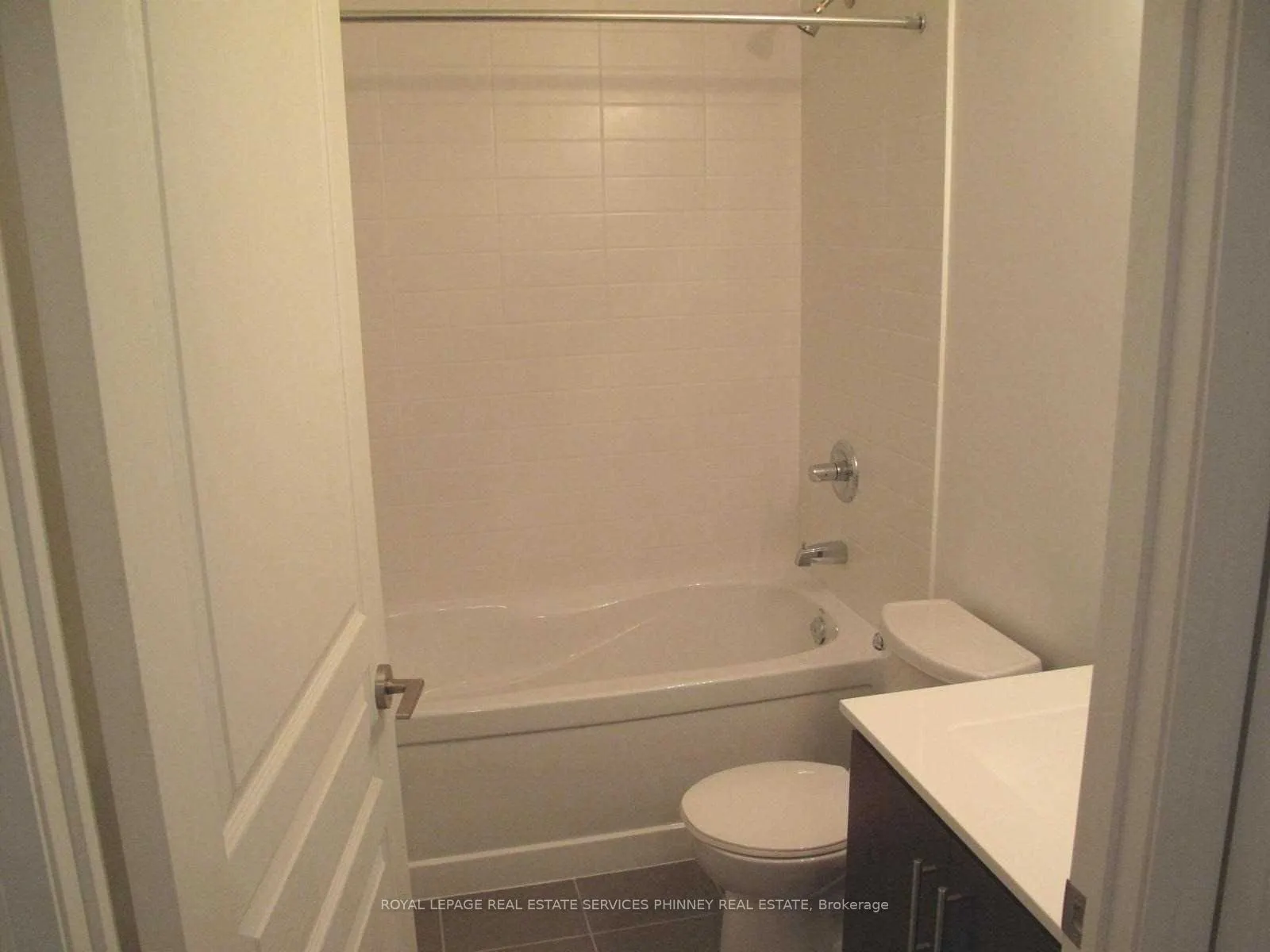 1 Hurontario Street, #1606