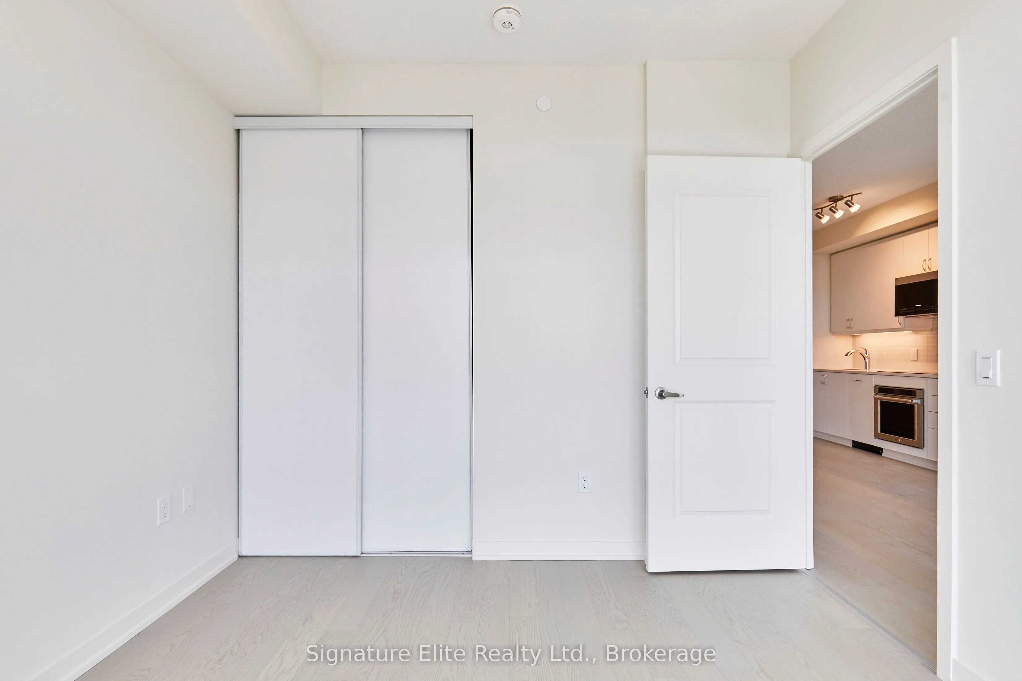 38 Annie Craig Drive, #PH107