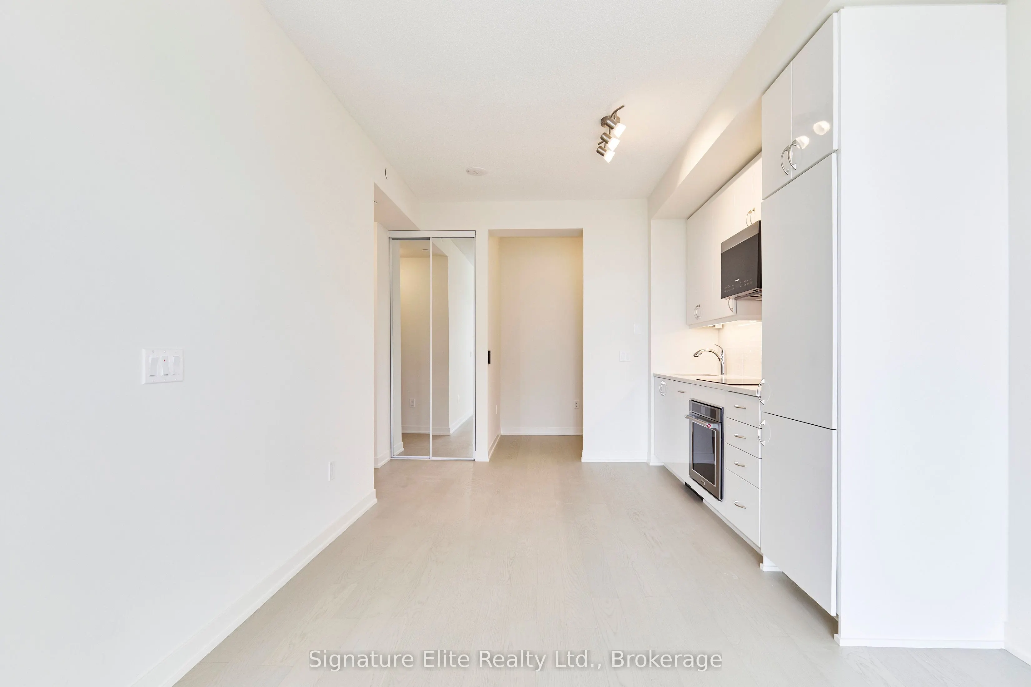 38 Annie Craig Drive, #PH107