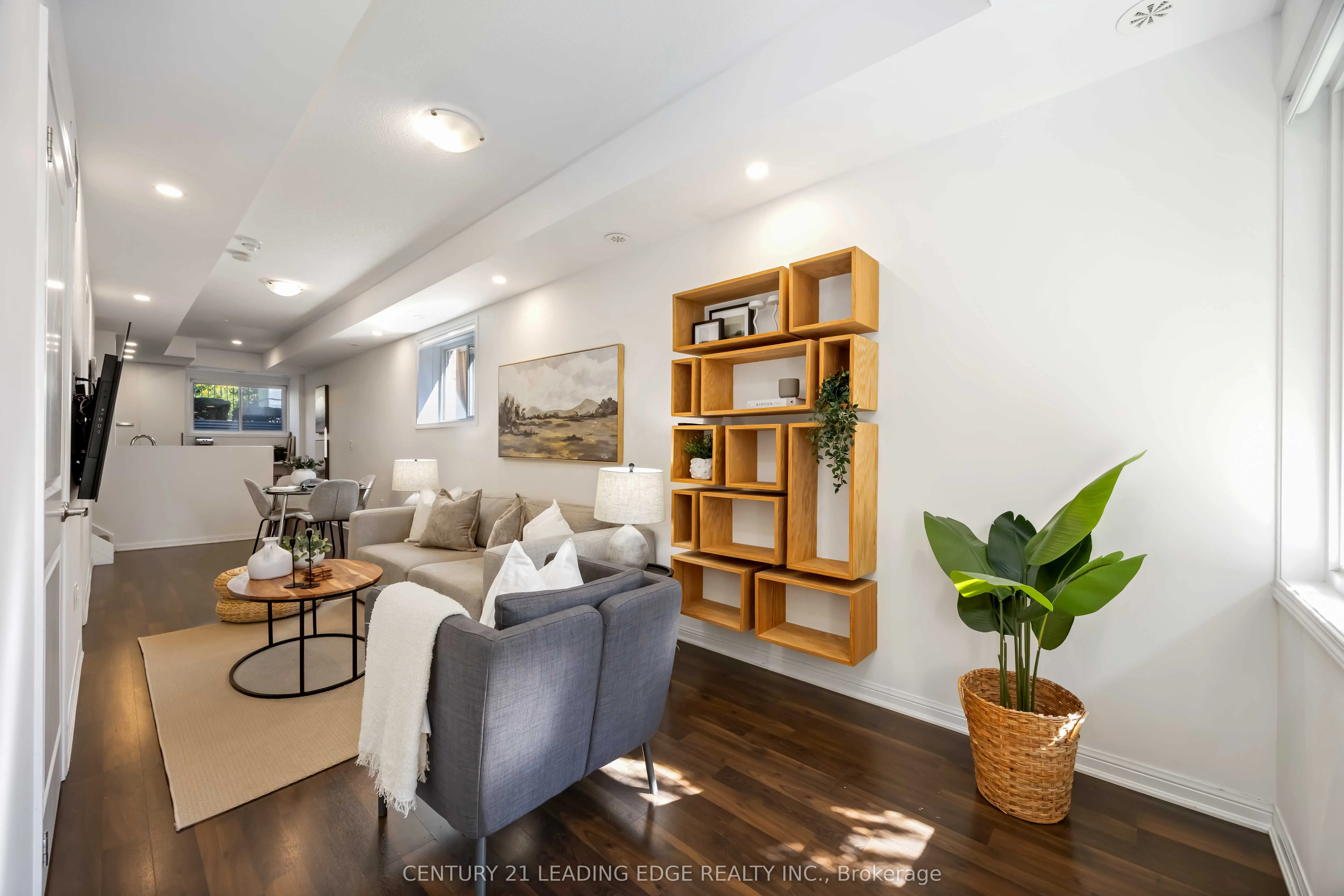 380 Hopewell Avenue, #120