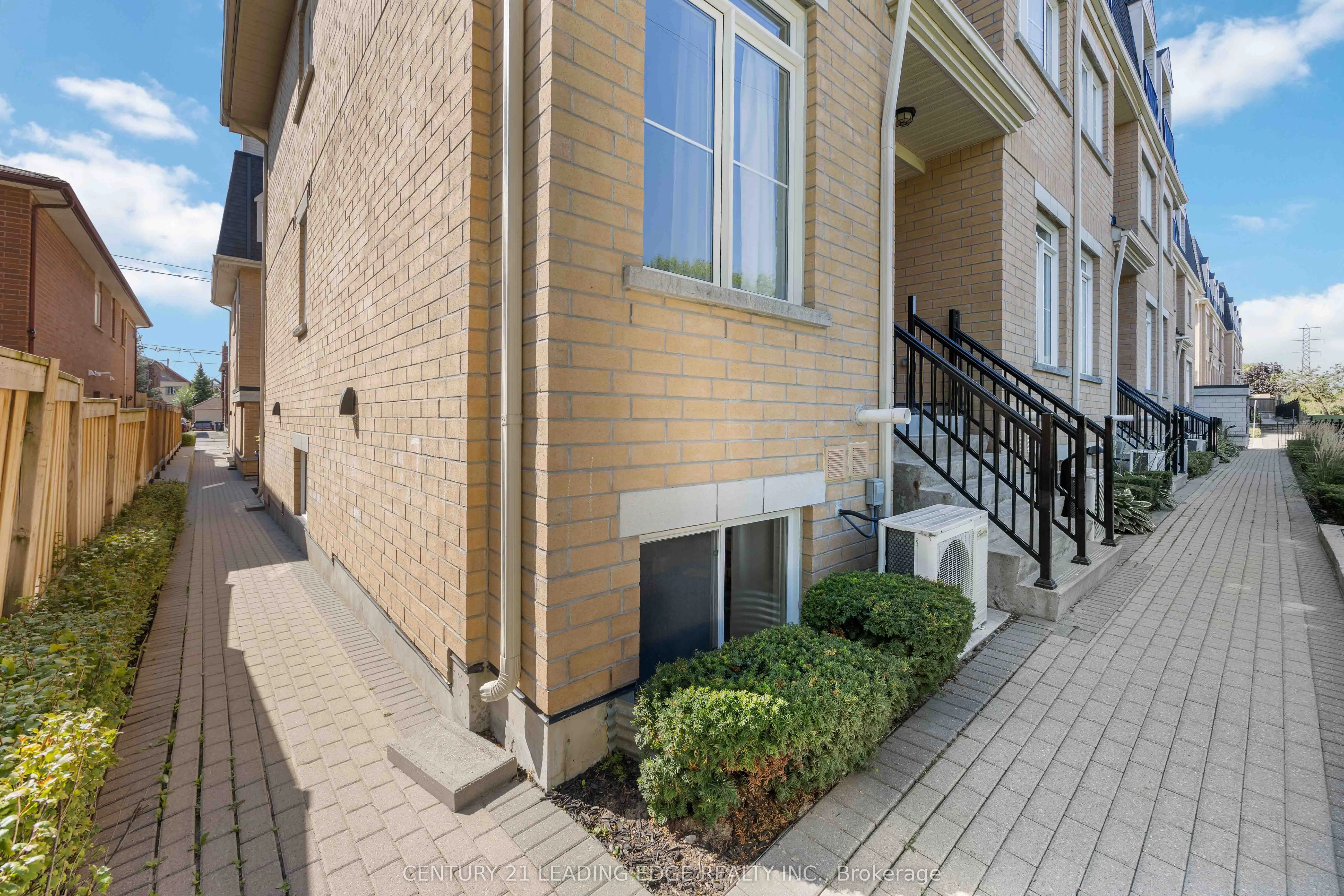 380 Hopewell Avenue, #120