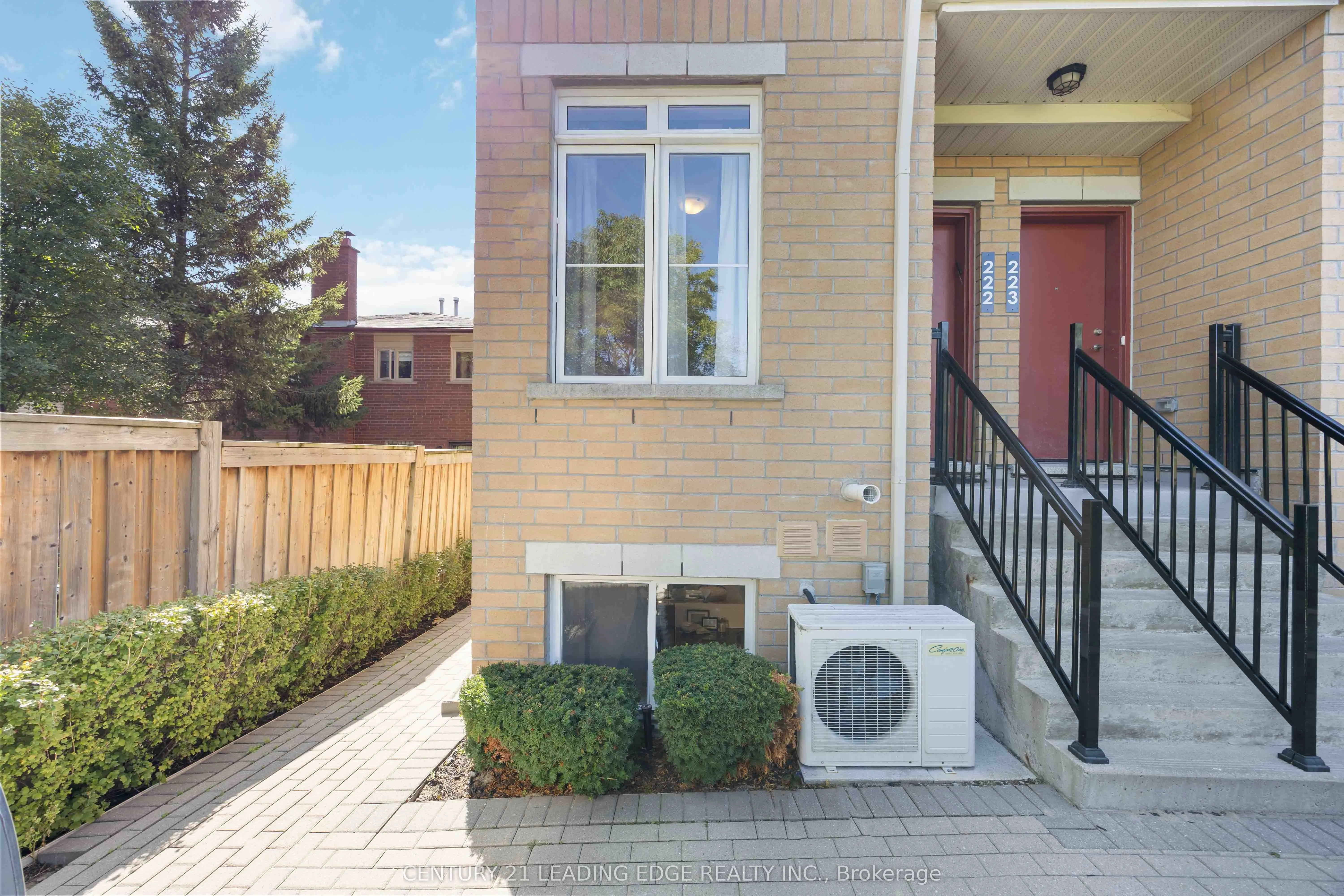 380 Hopewell Avenue, #120