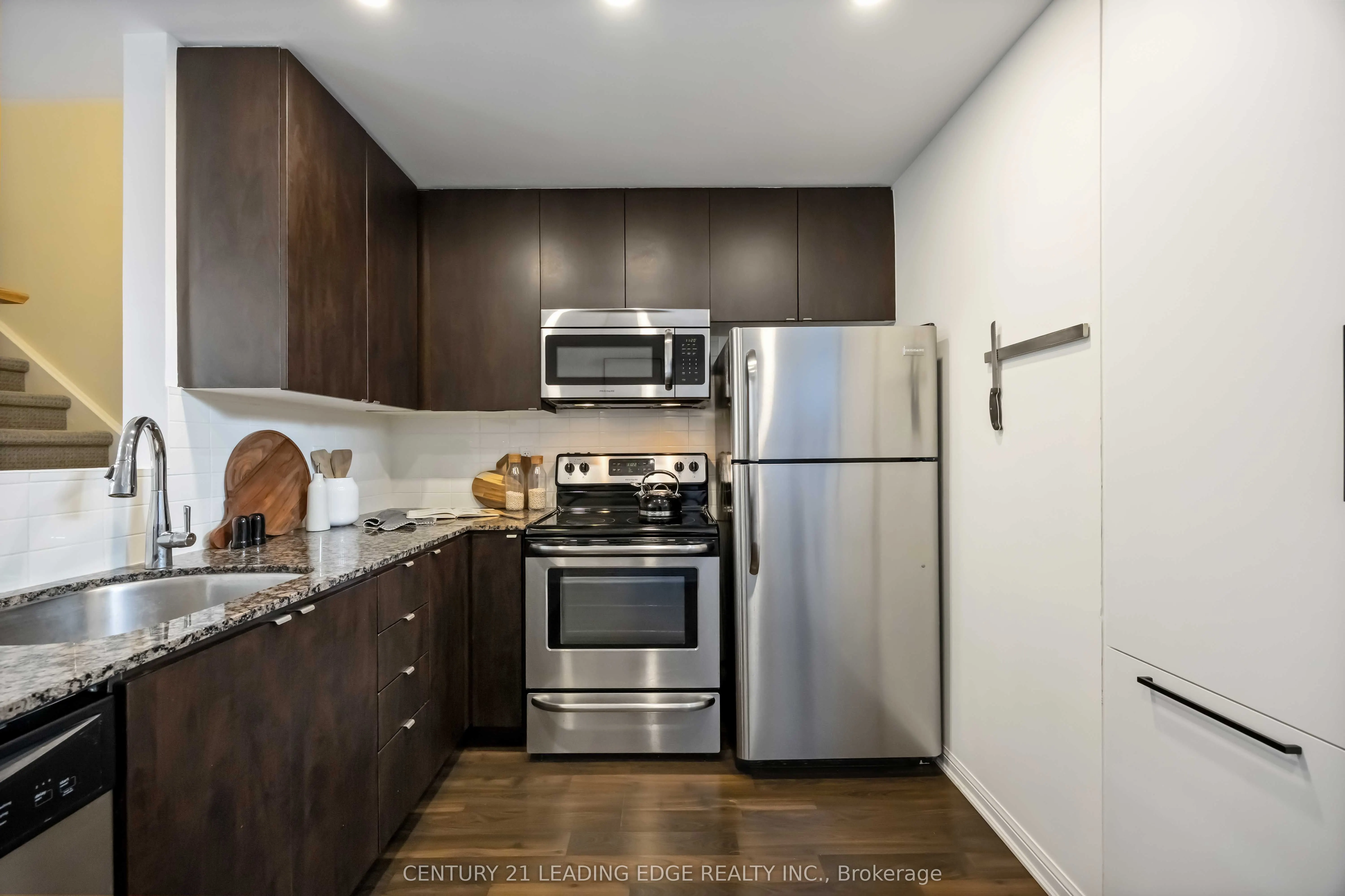 380 Hopewell Avenue, #120