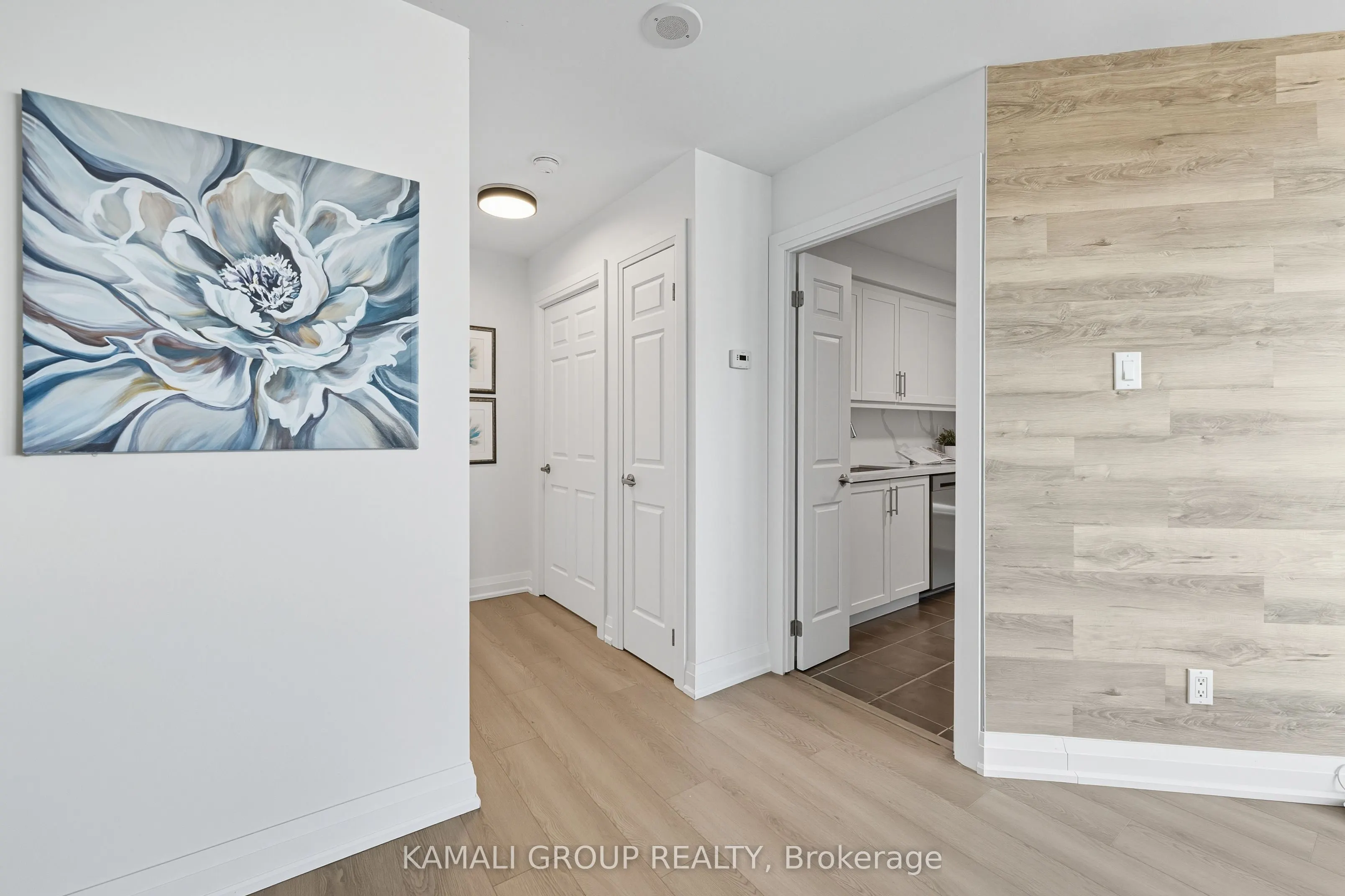 2285 Lake Shore Boulevard W, #1405
