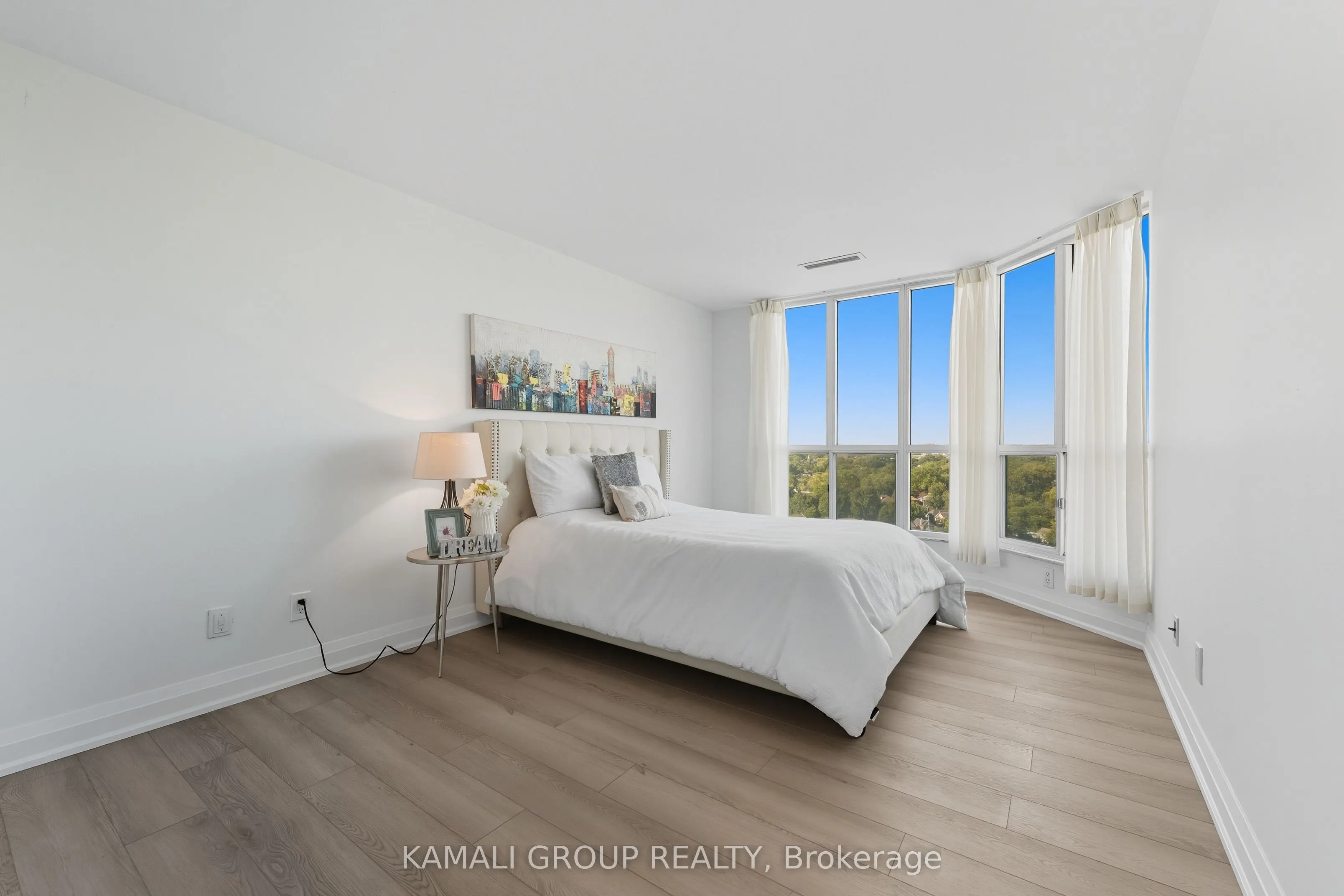 2285 Lake Shore Boulevard W, #1405