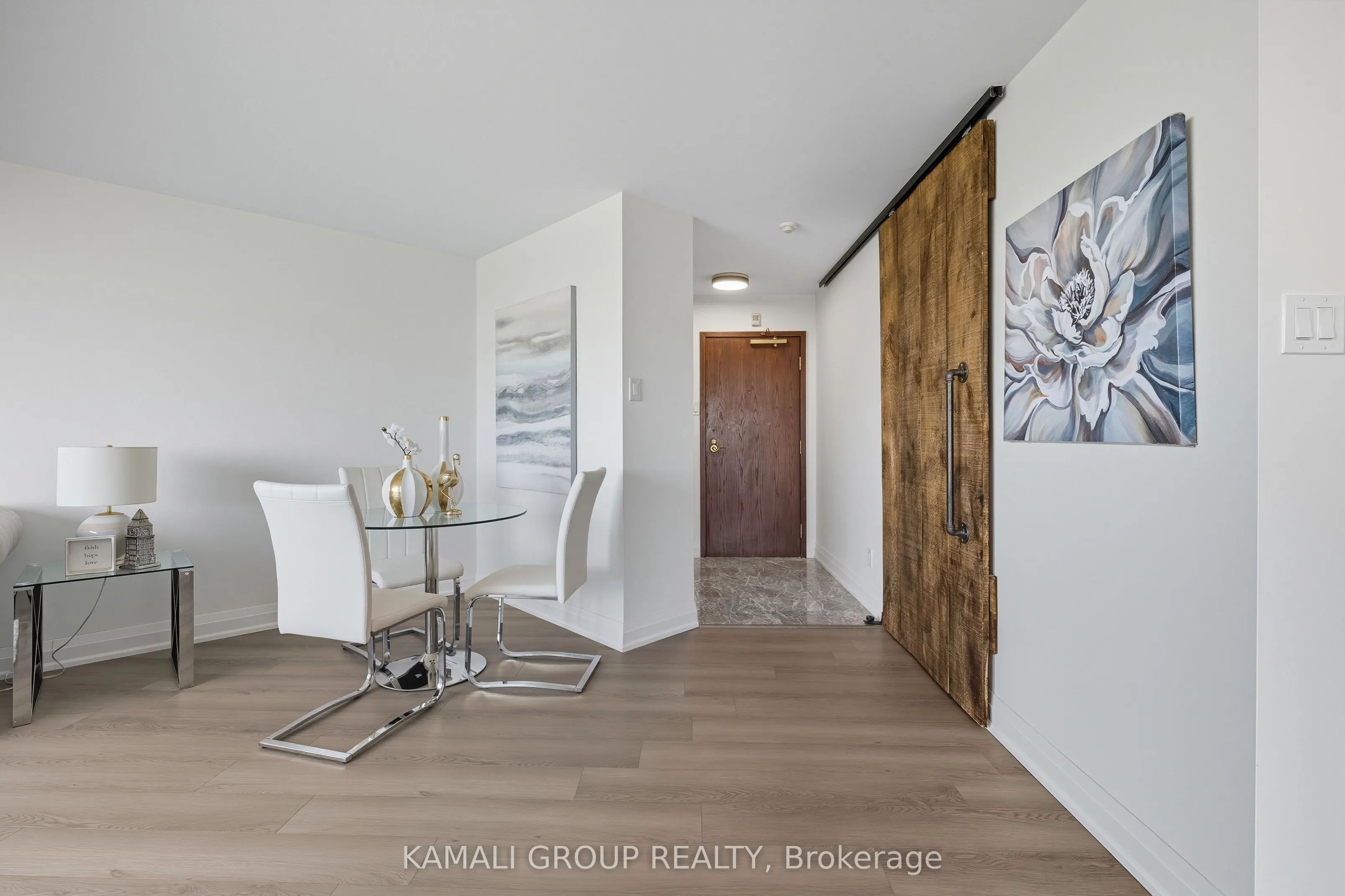 2285 Lake Shore Boulevard W, #1405