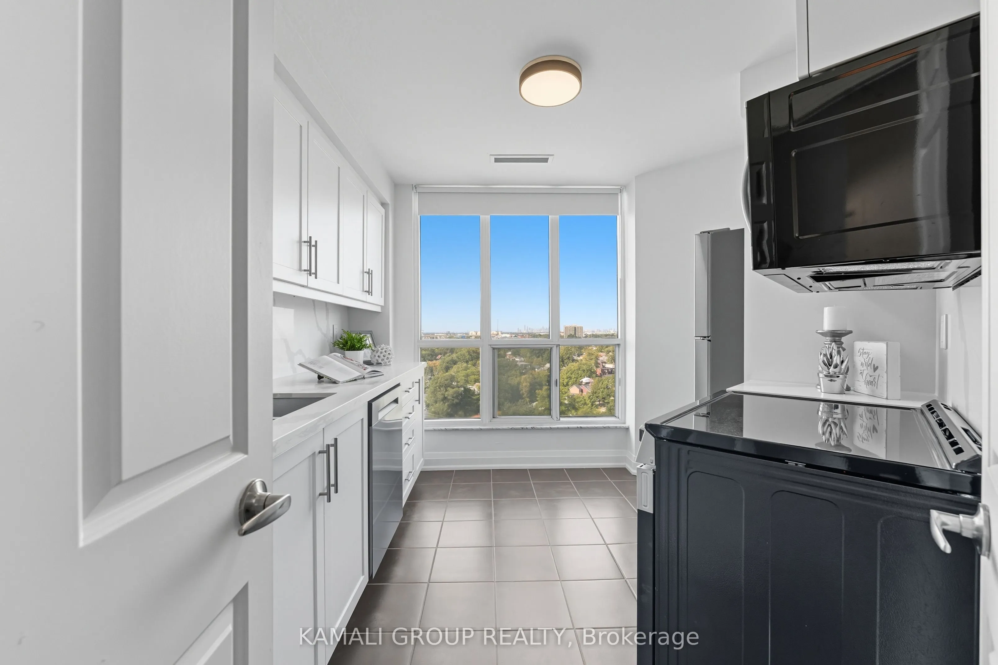 2285 Lake Shore Boulevard W, #1405