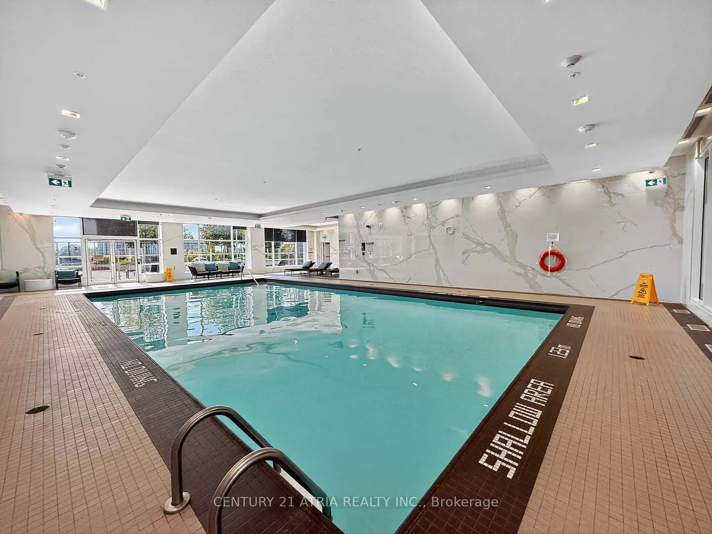 7 Mabelle Avenue, #1805