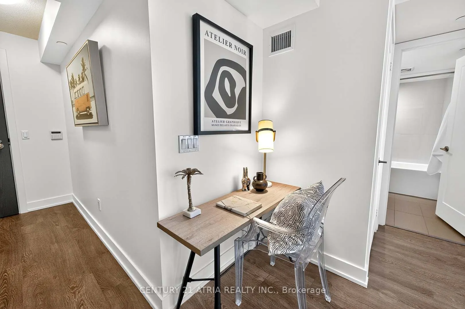 7 Mabelle Avenue, #1805