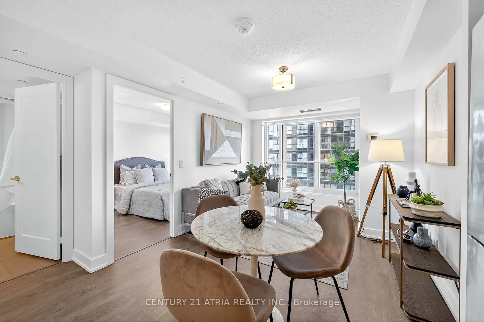 7 Mabelle Avenue, #1805