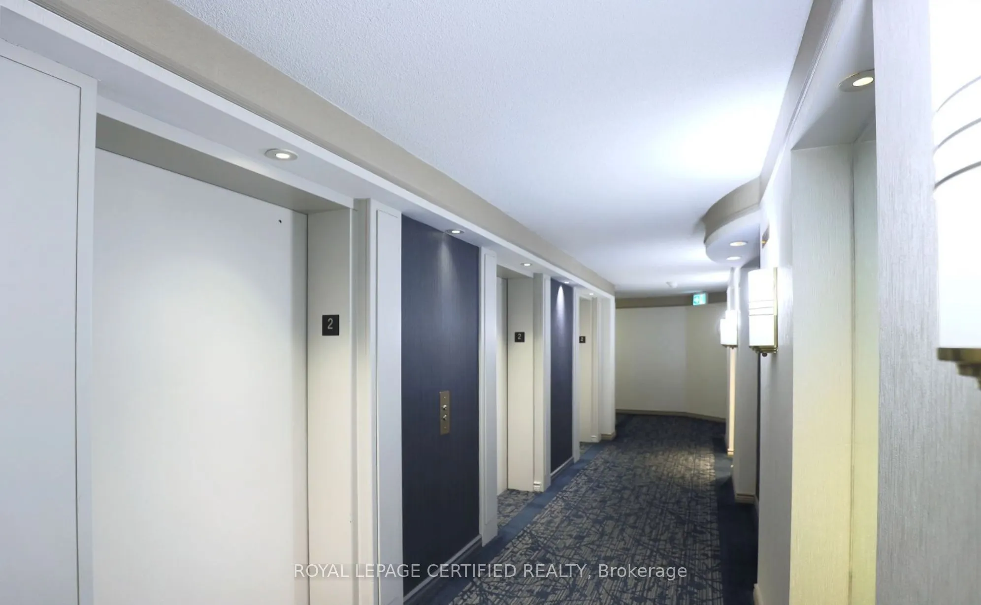 20 Cherrytree Drive, #PH2