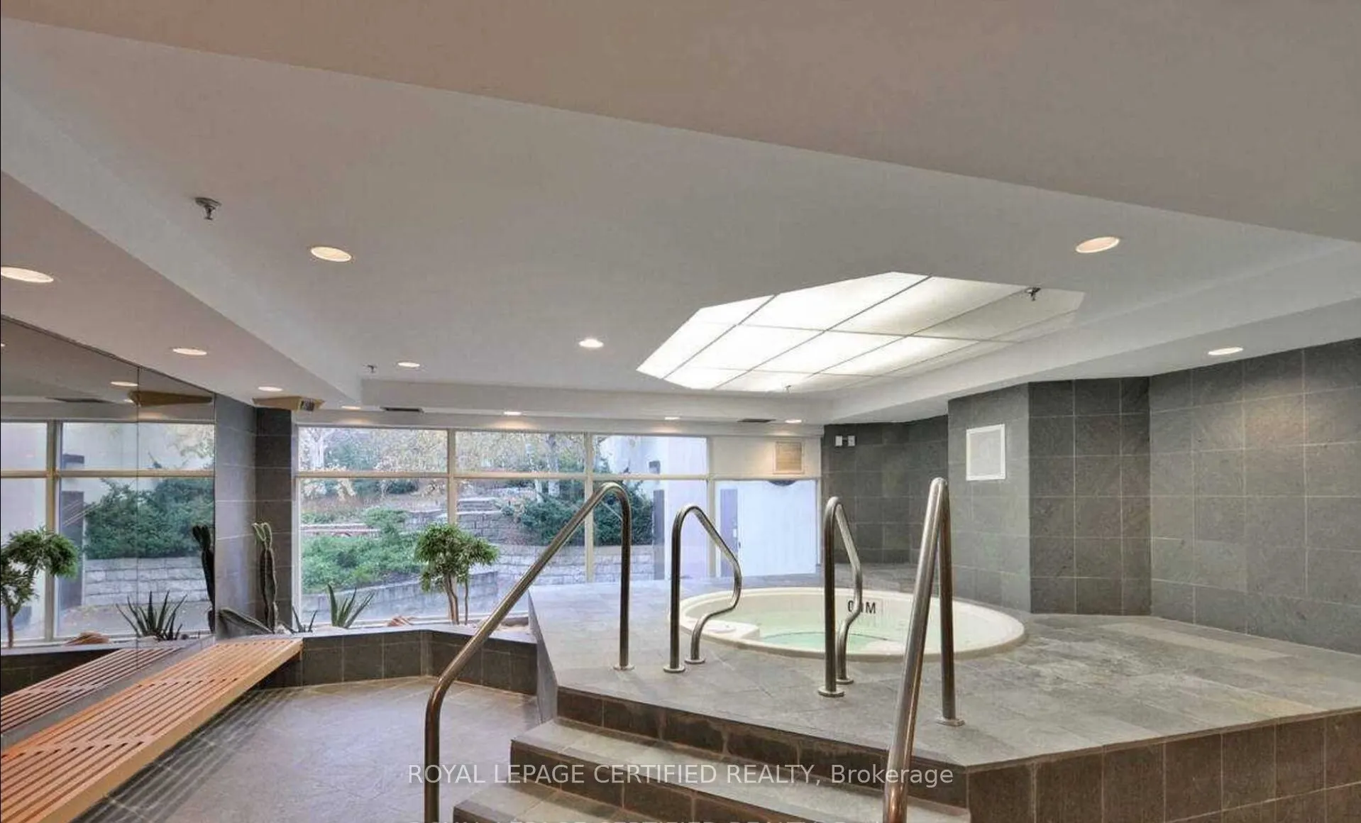 20 Cherrytree Drive, #PH2