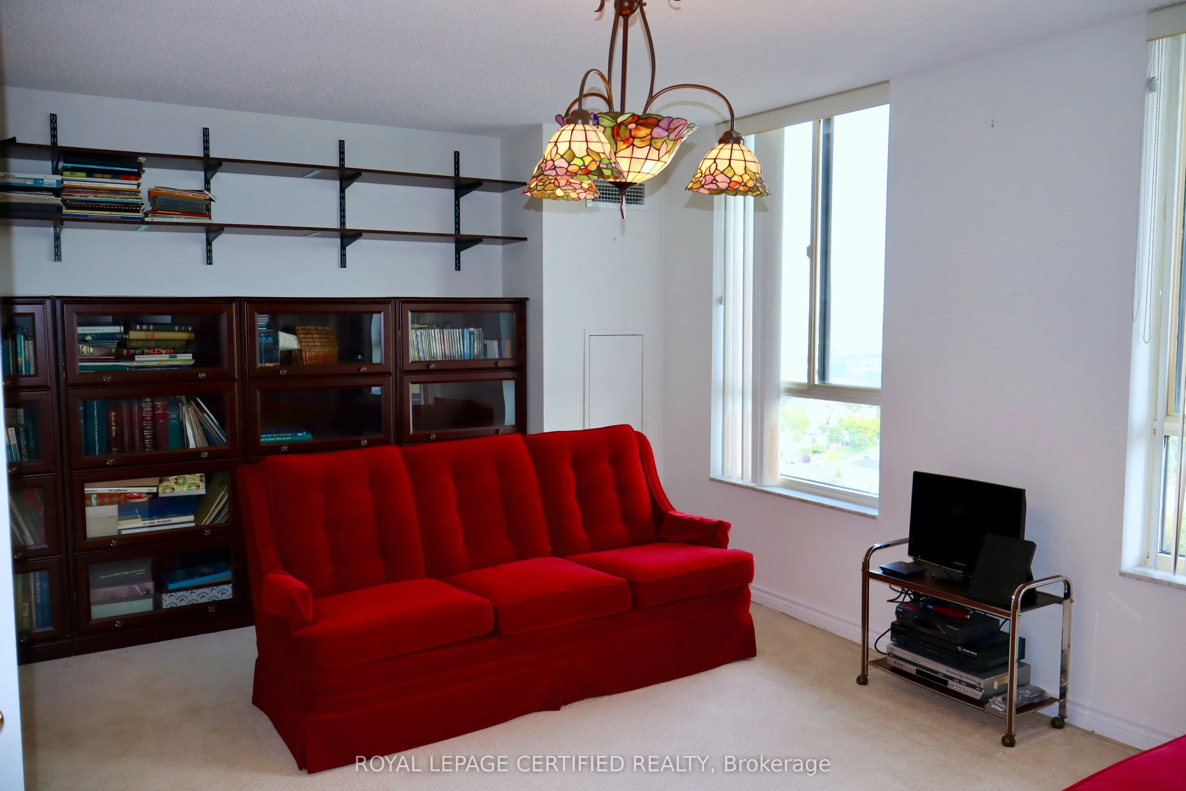 20 Cherrytree Drive, #PH2