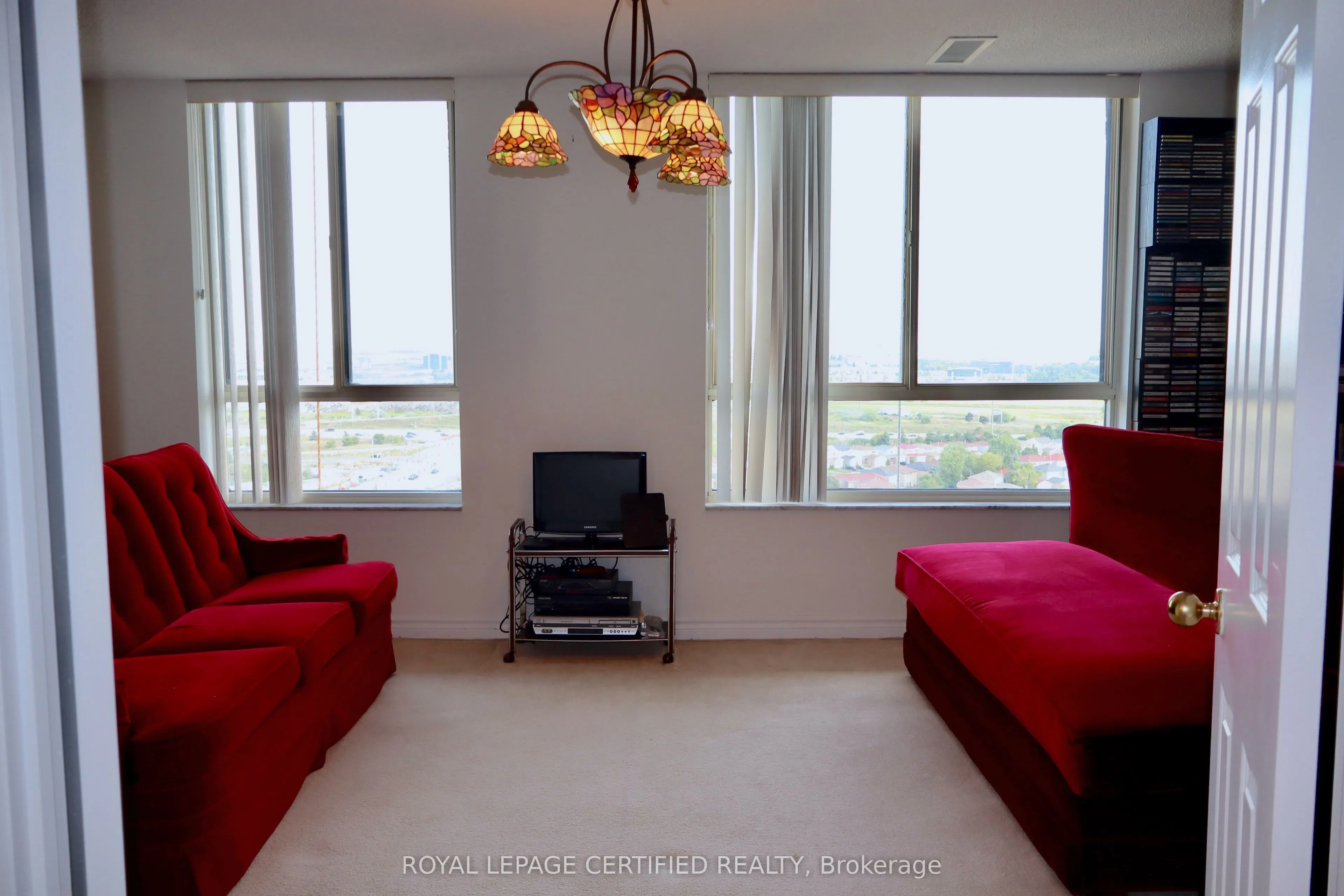 20 Cherrytree Drive, #PH2