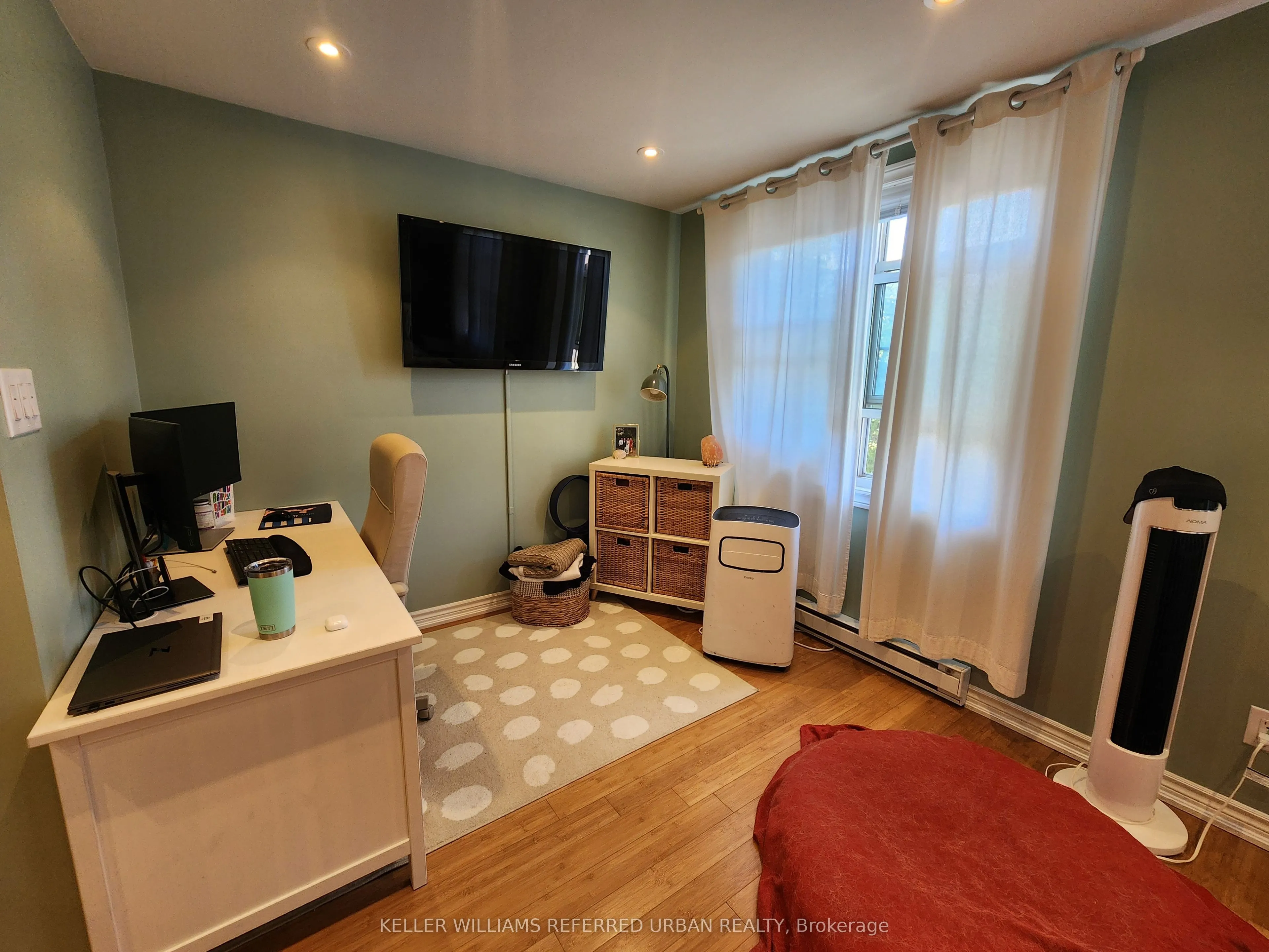 2389 Bloor Street, #2