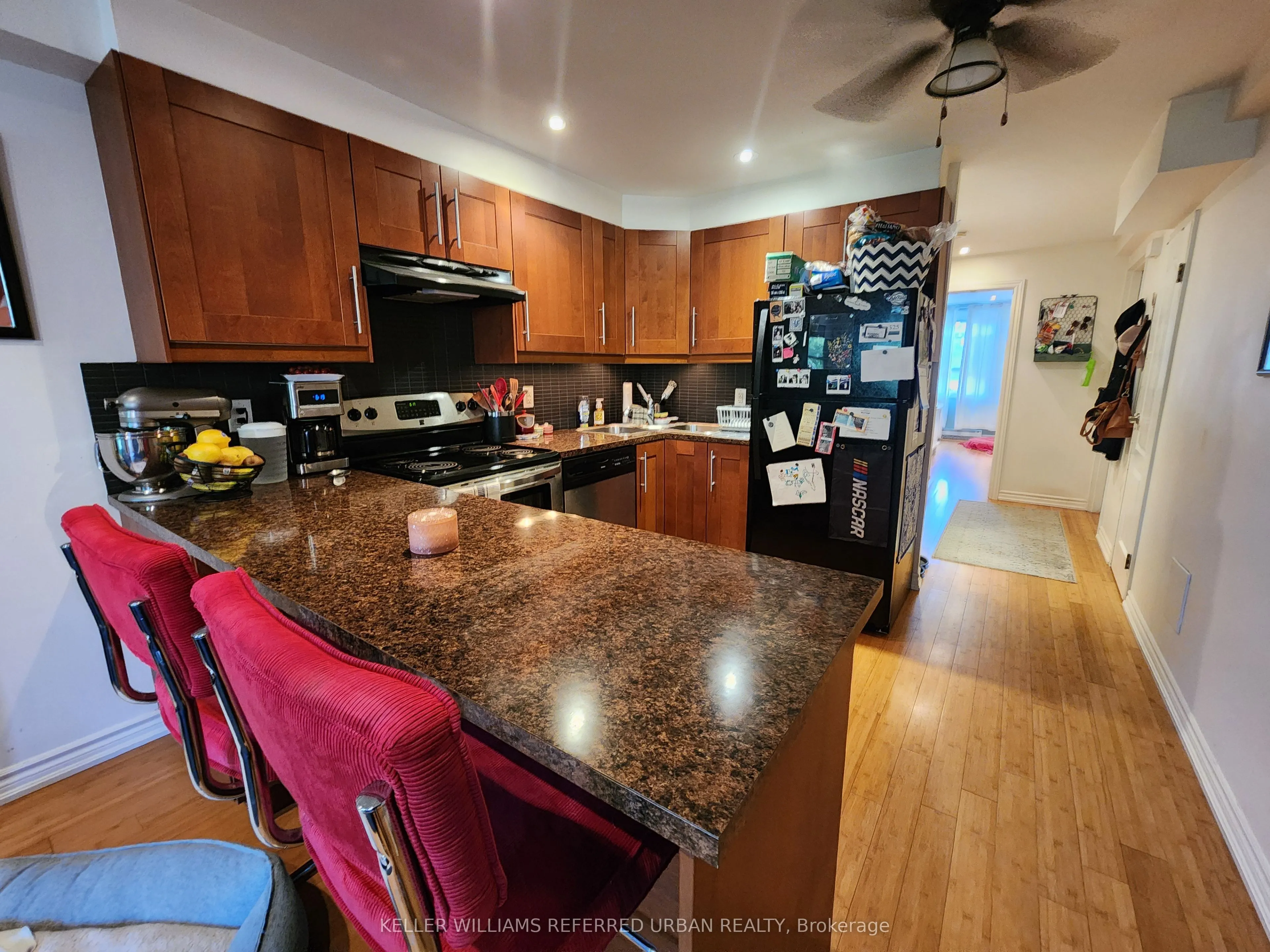 2389 Bloor Street, #2