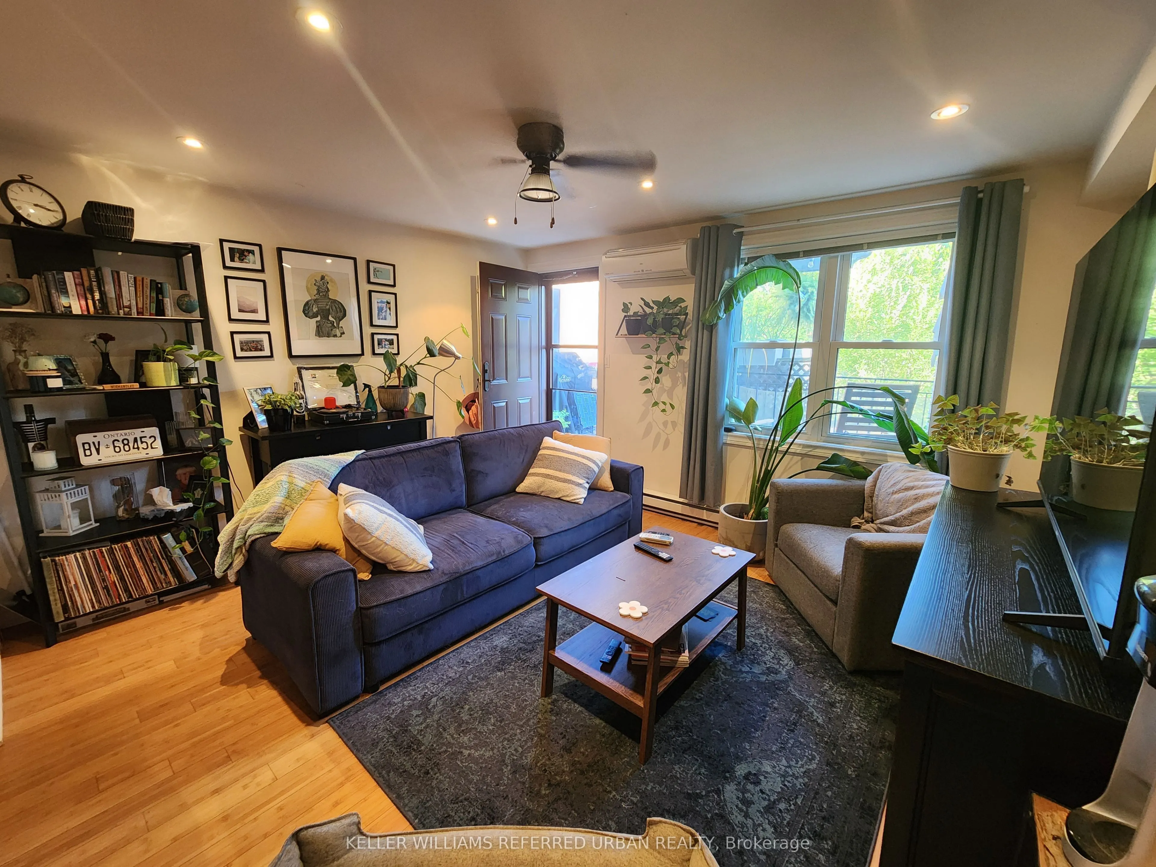 2389 Bloor Street, #2