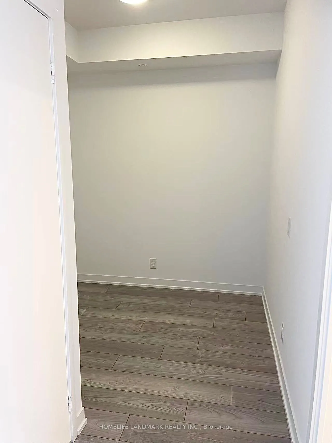 1182 King Street W, #327