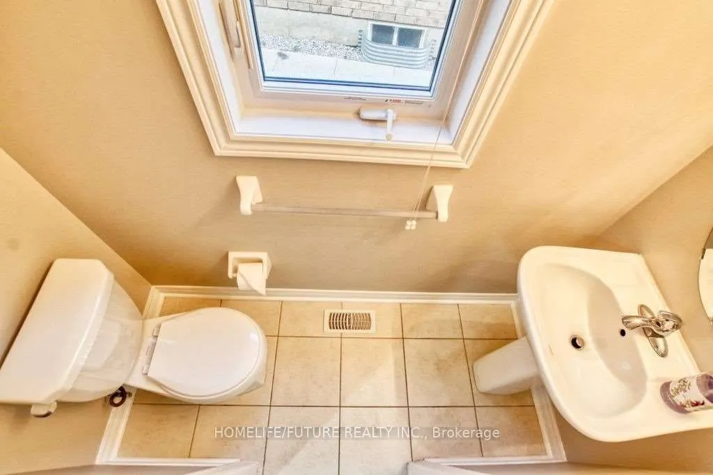 9 Merrybrook Trail, #Main(Upper Unit)
