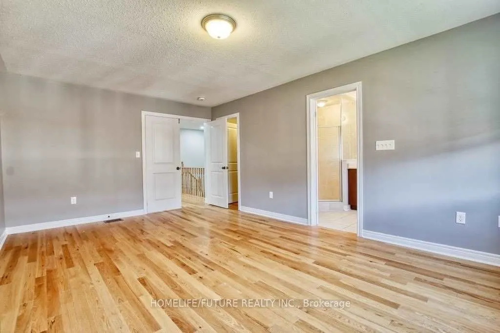 9 Merrybrook Trail, #Main(Upper Unit)