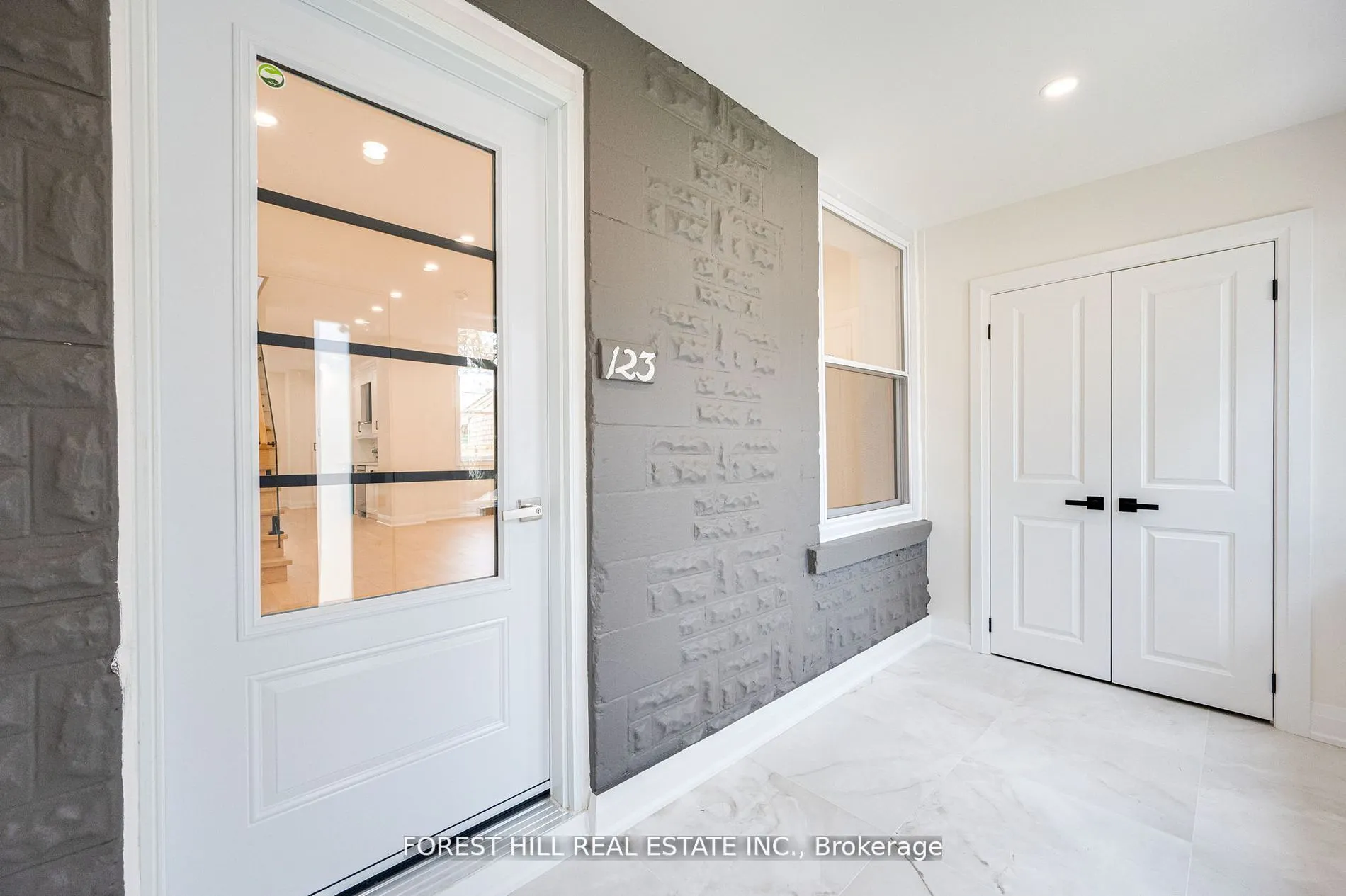 123 Laughton Avenue