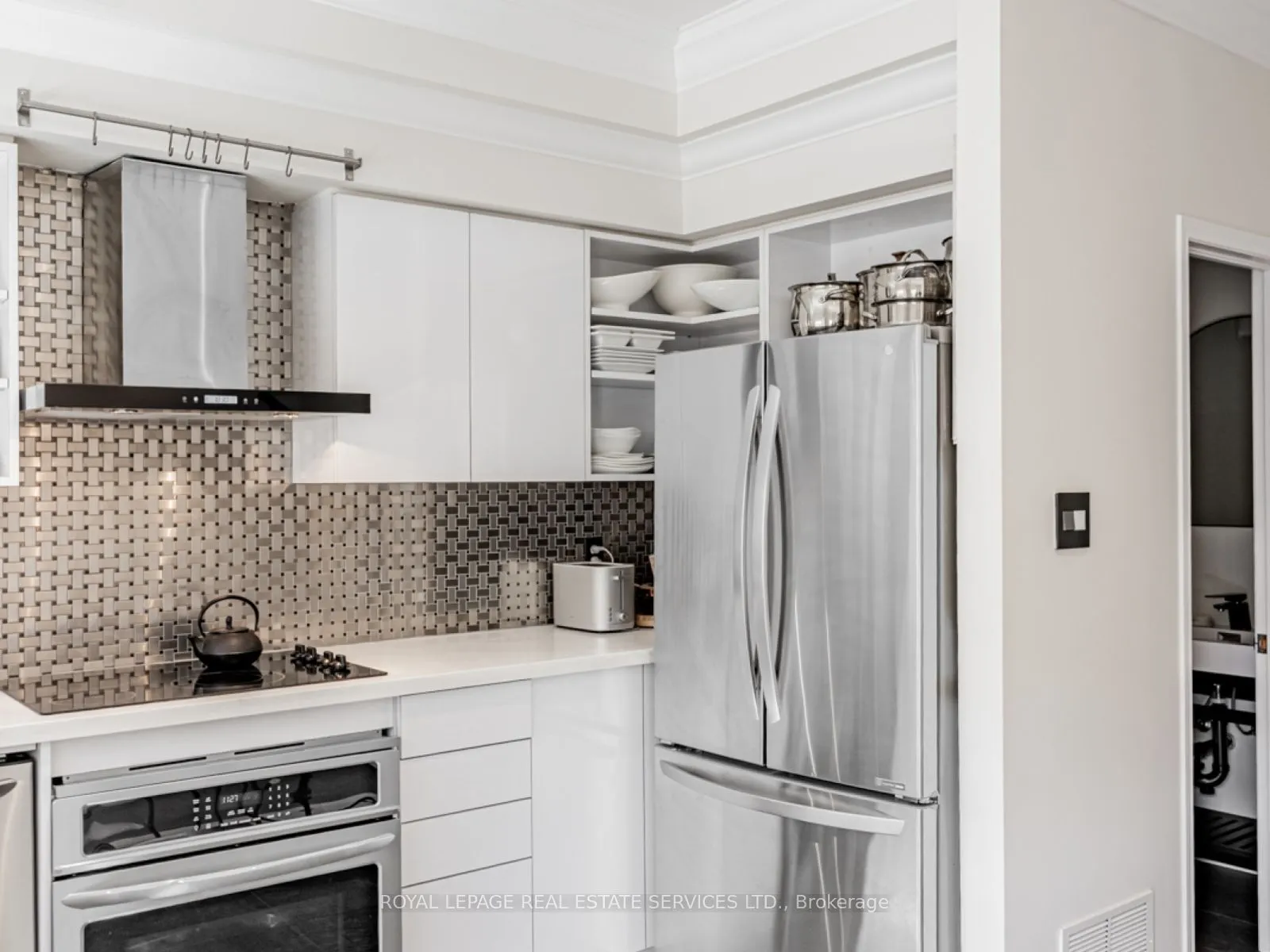 105 Harbourview Crescent