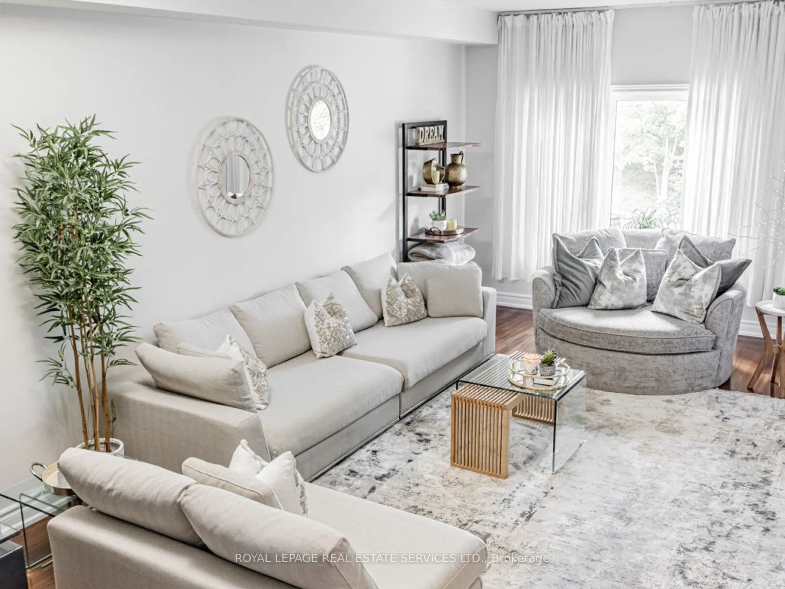 105 Harbourview Crescent