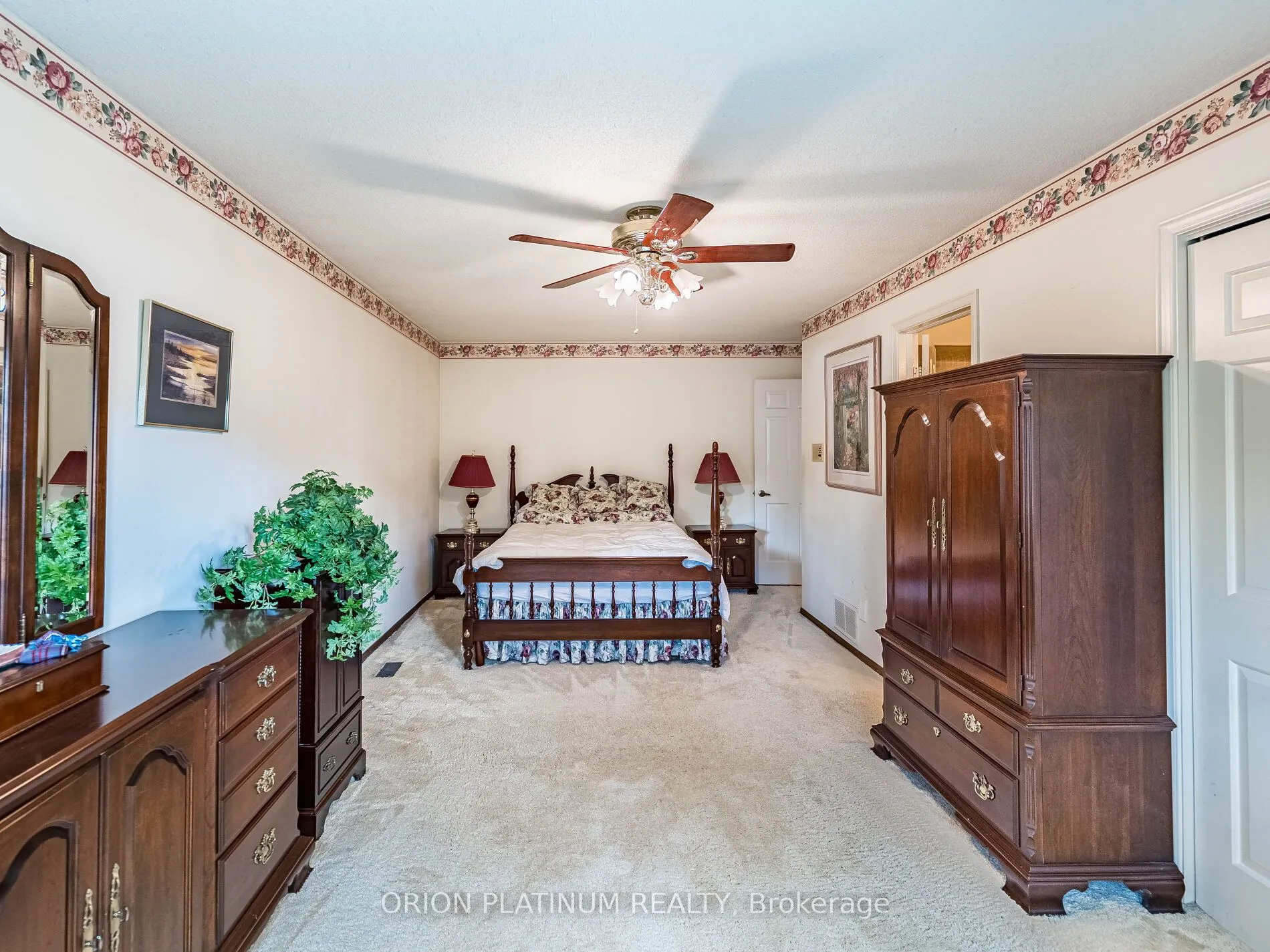 3636 Pitch Pine Crescent