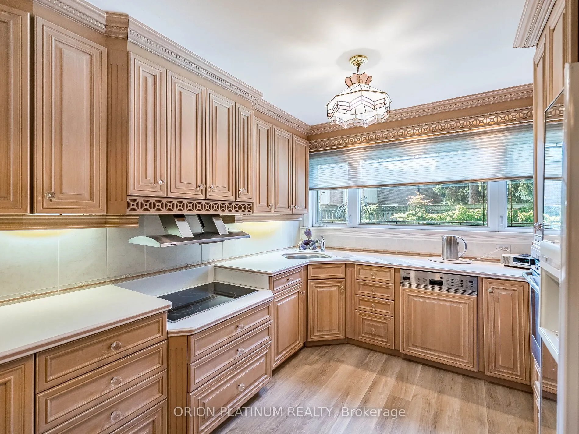 3636 Pitch Pine Crescent