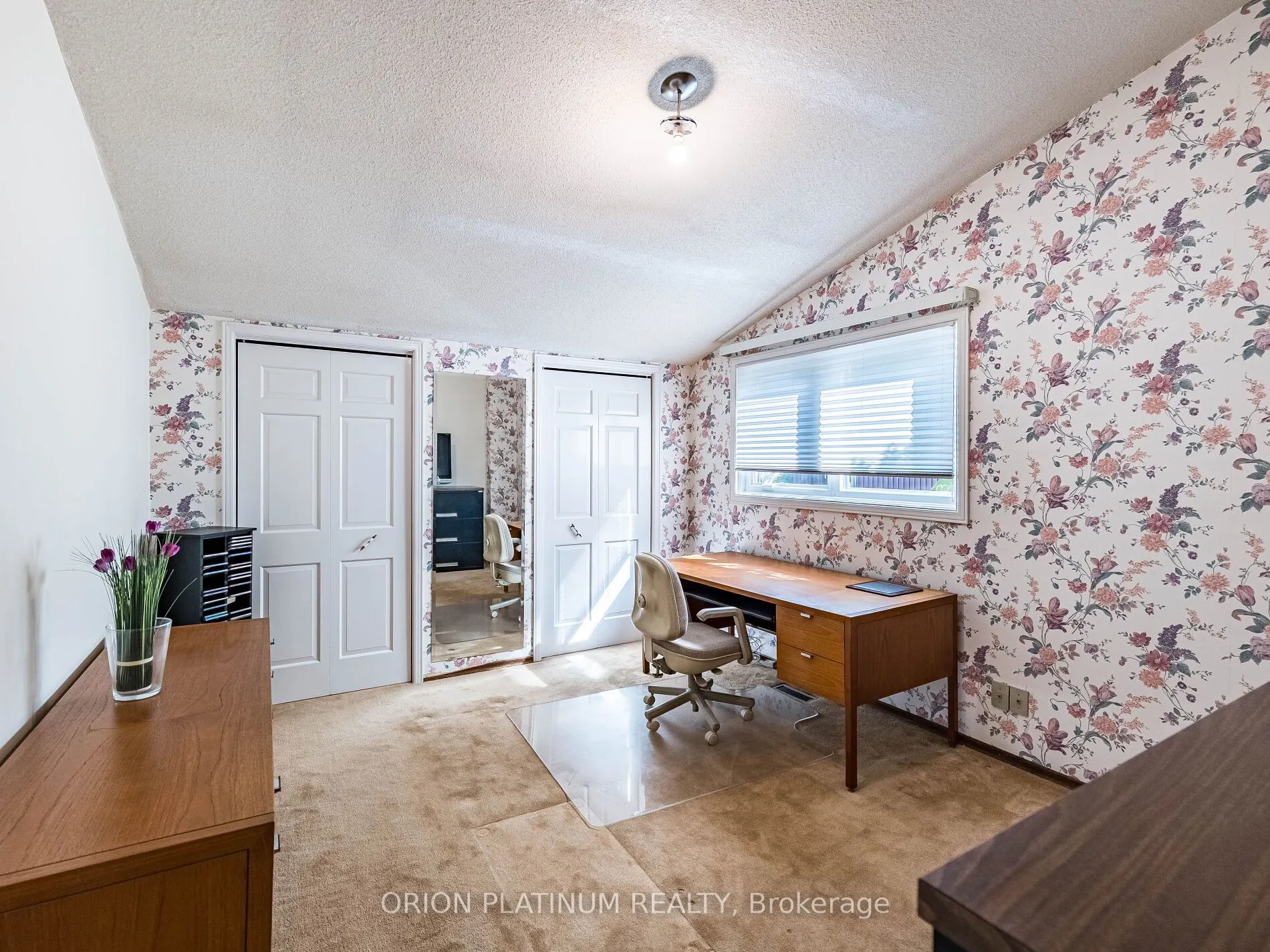 3636 Pitch Pine Crescent