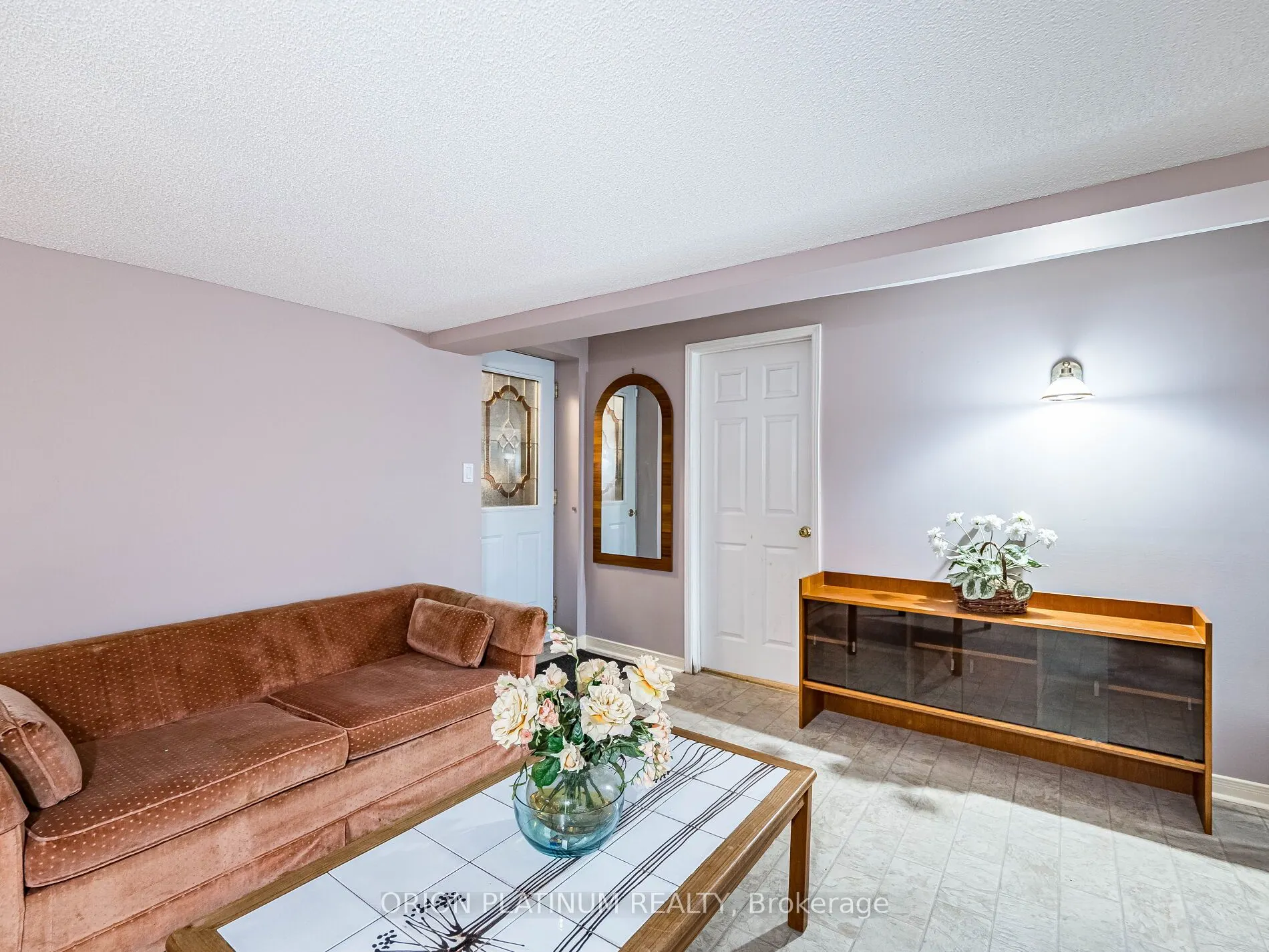 3636 Pitch Pine Crescent