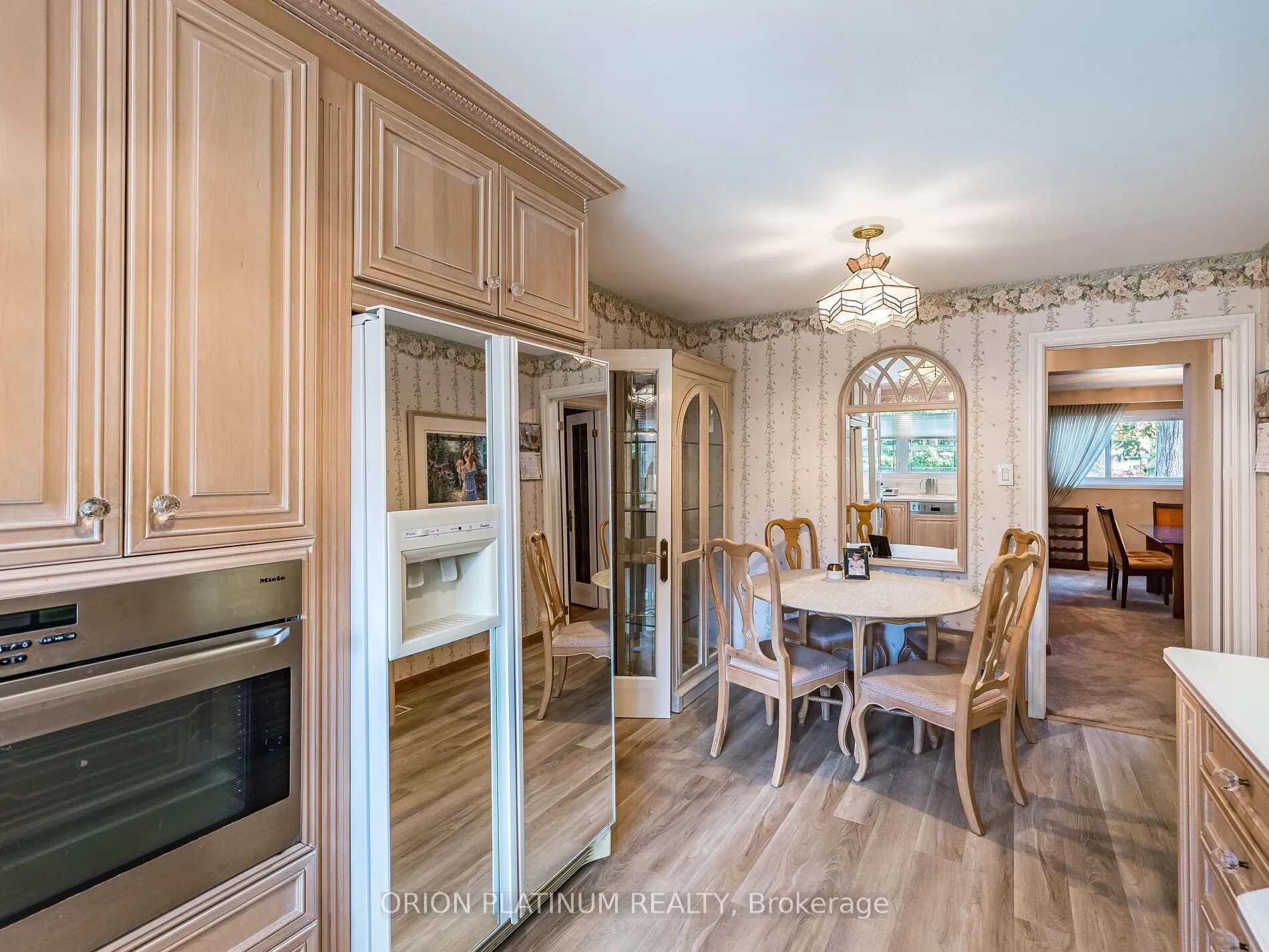 3636 Pitch Pine Crescent