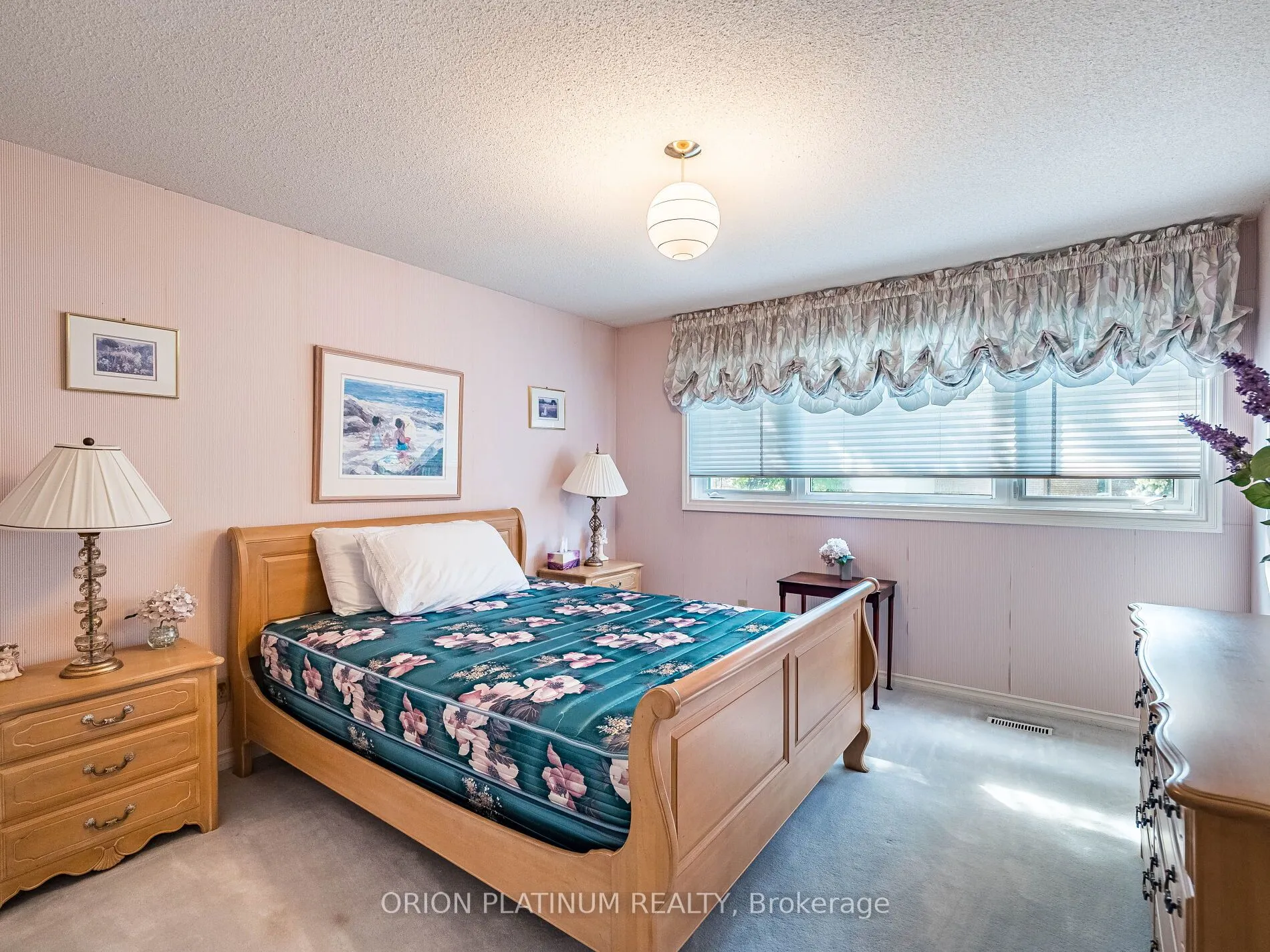 3636 Pitch Pine Crescent