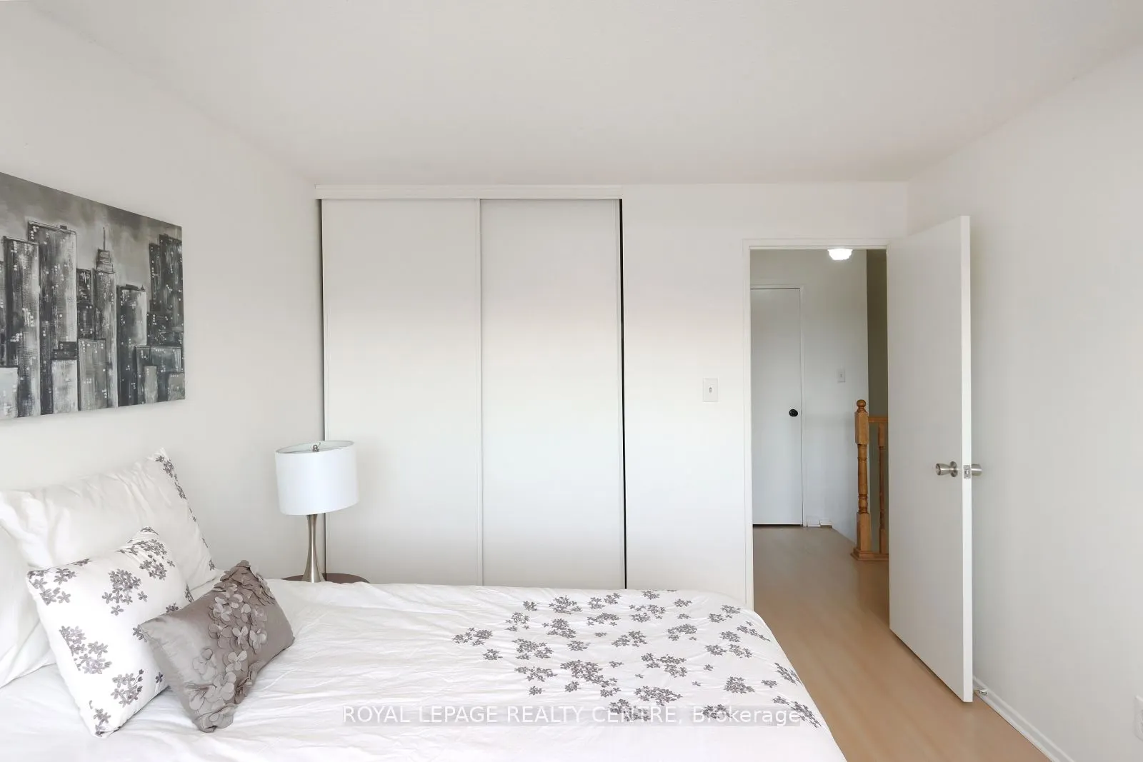1055 Dundas Street E, #183