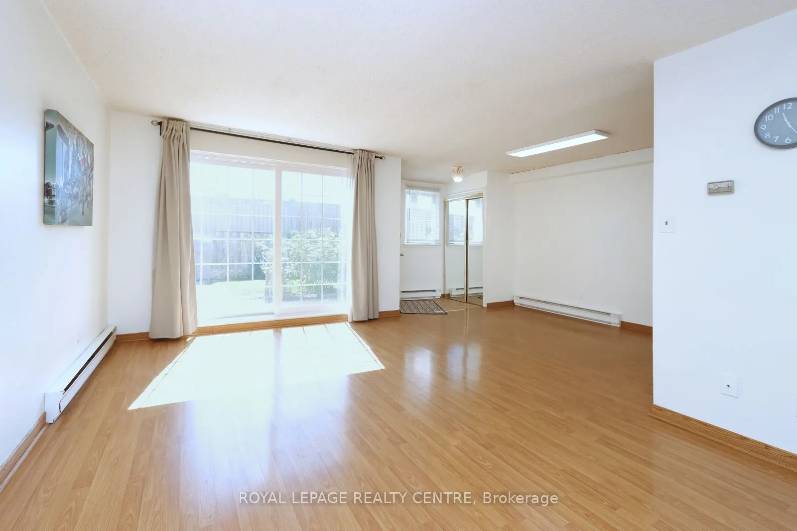 1055 Dundas Street E, #183