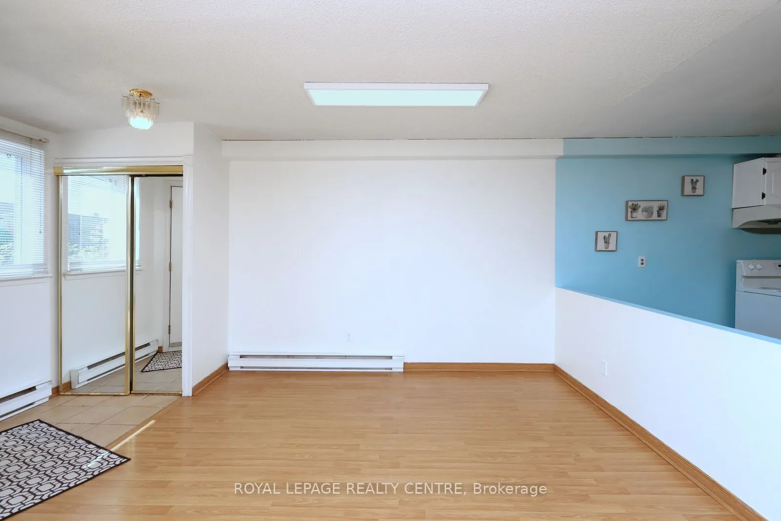 1055 Dundas Street E, #183