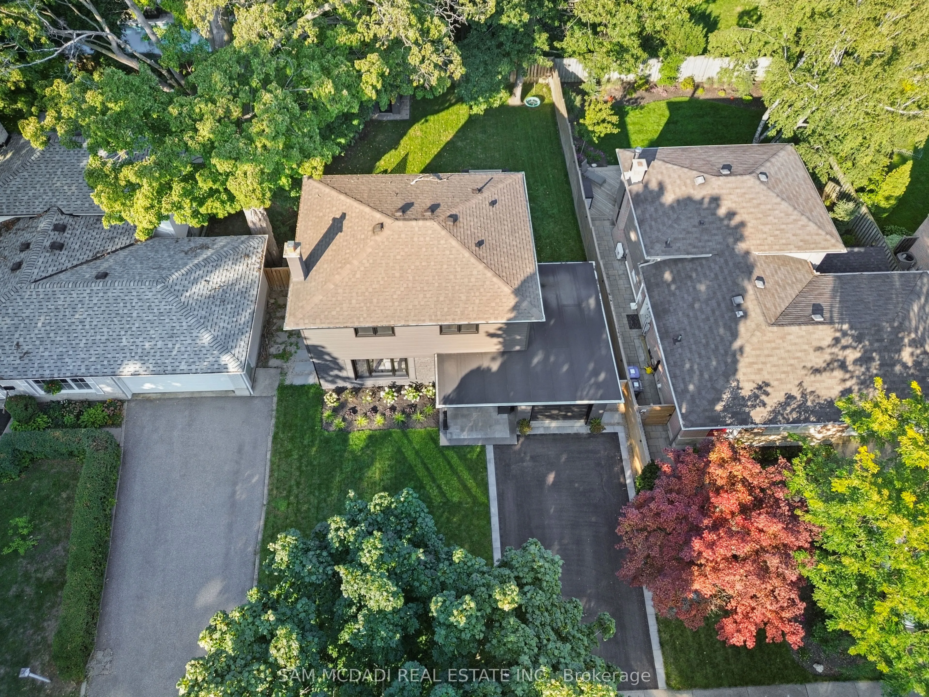 1375 Everall Road