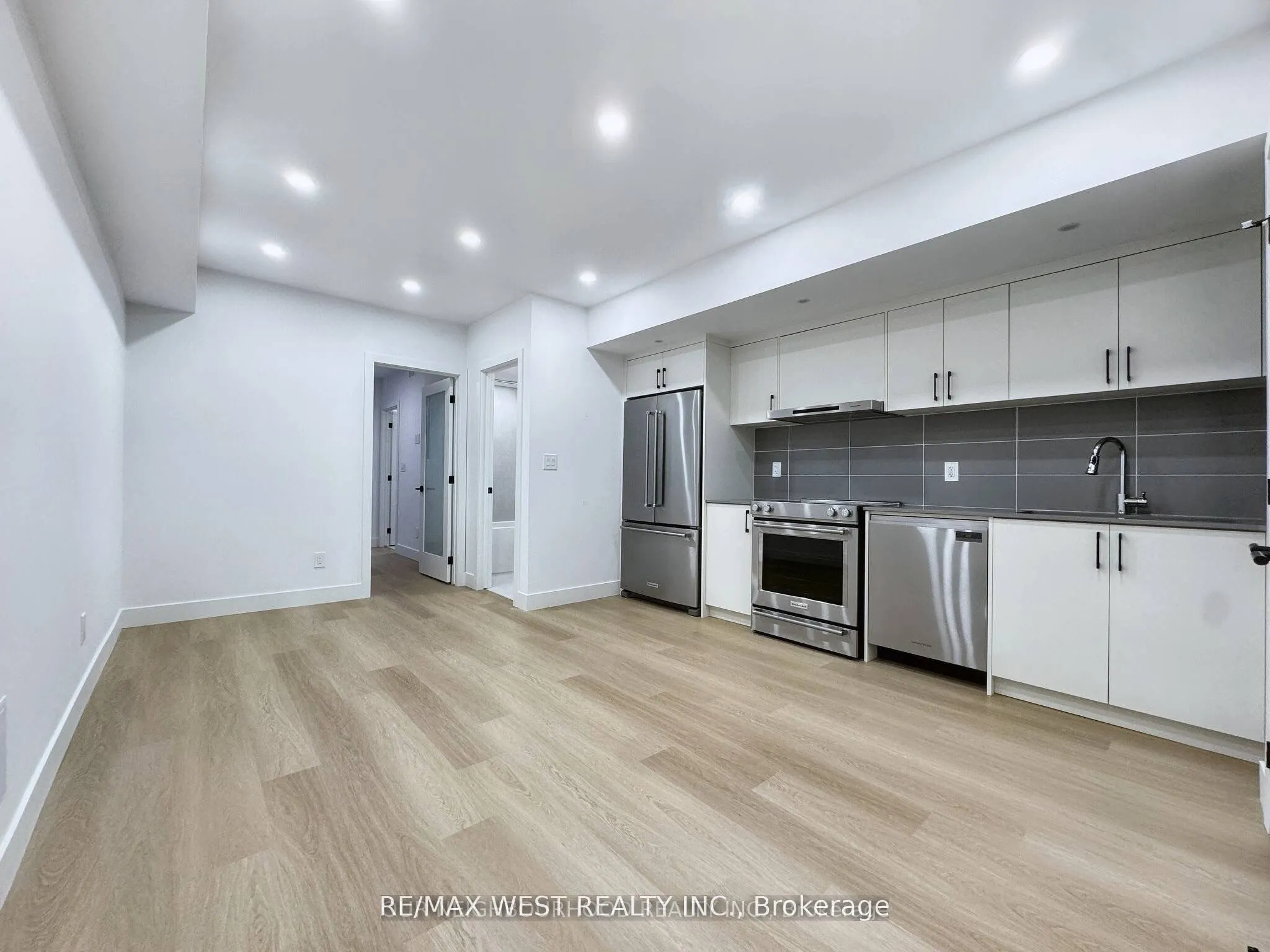 49 Morningside Avenue, #A