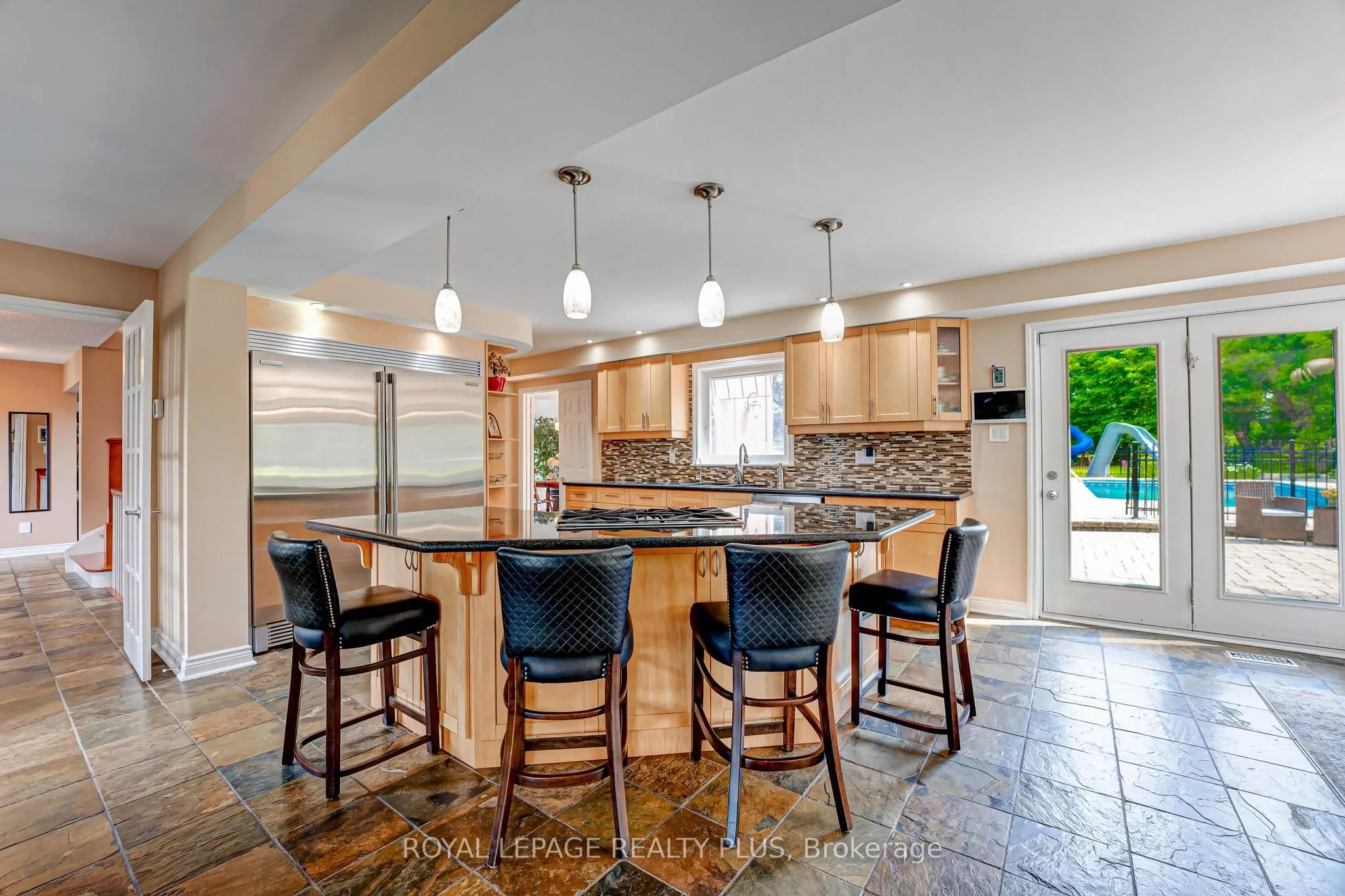 5 Coates Hill Court