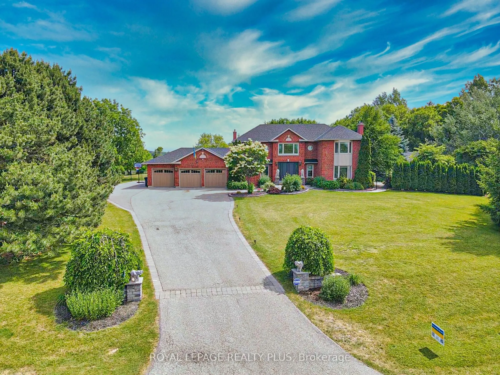 5 Coates Hill Court